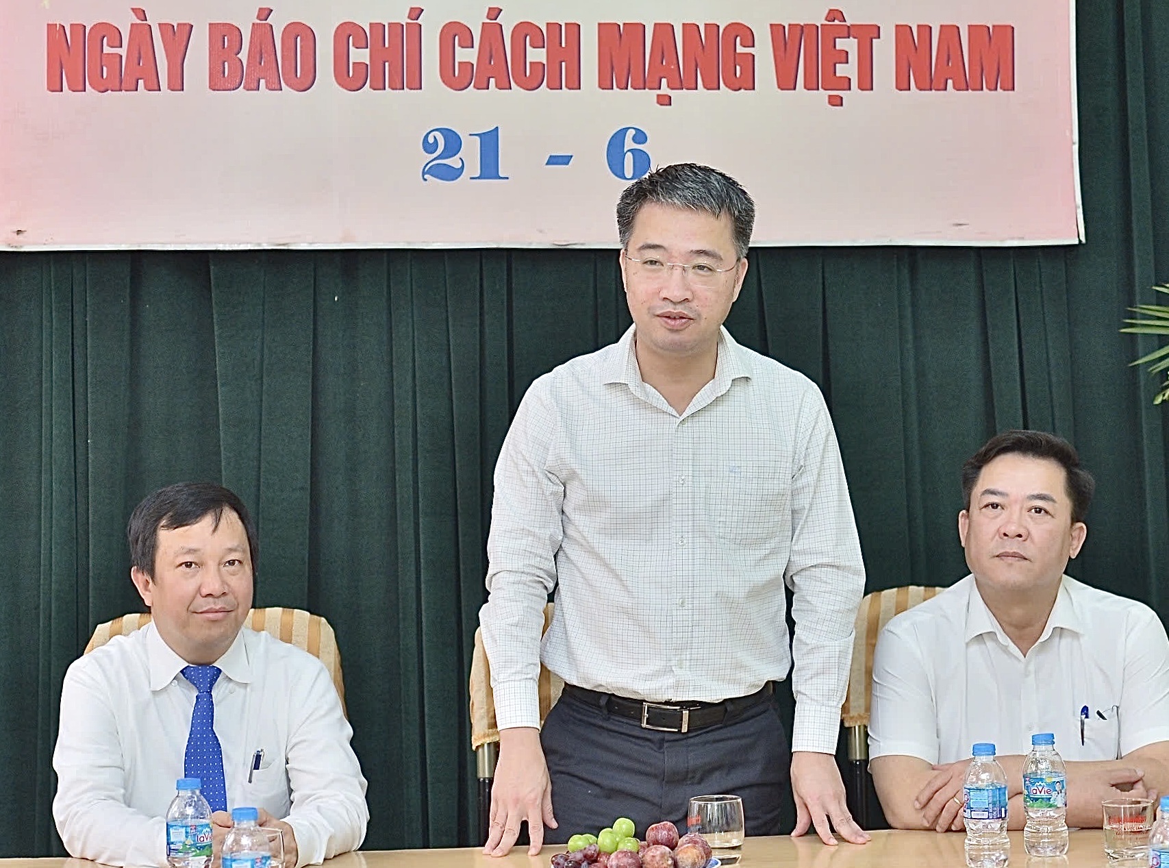 Bí thư T.Ư Đoàn Nguyễn Tường Lâm chúc mừng Ngày Báo chí cách mạng Việt Nam- Ảnh 2. Bí thư T.Ư Đoàn Nguyễn Tường Lâm chúc mừng Ngày Báo chí cách mạng Việt Nam- Ảnh 2.