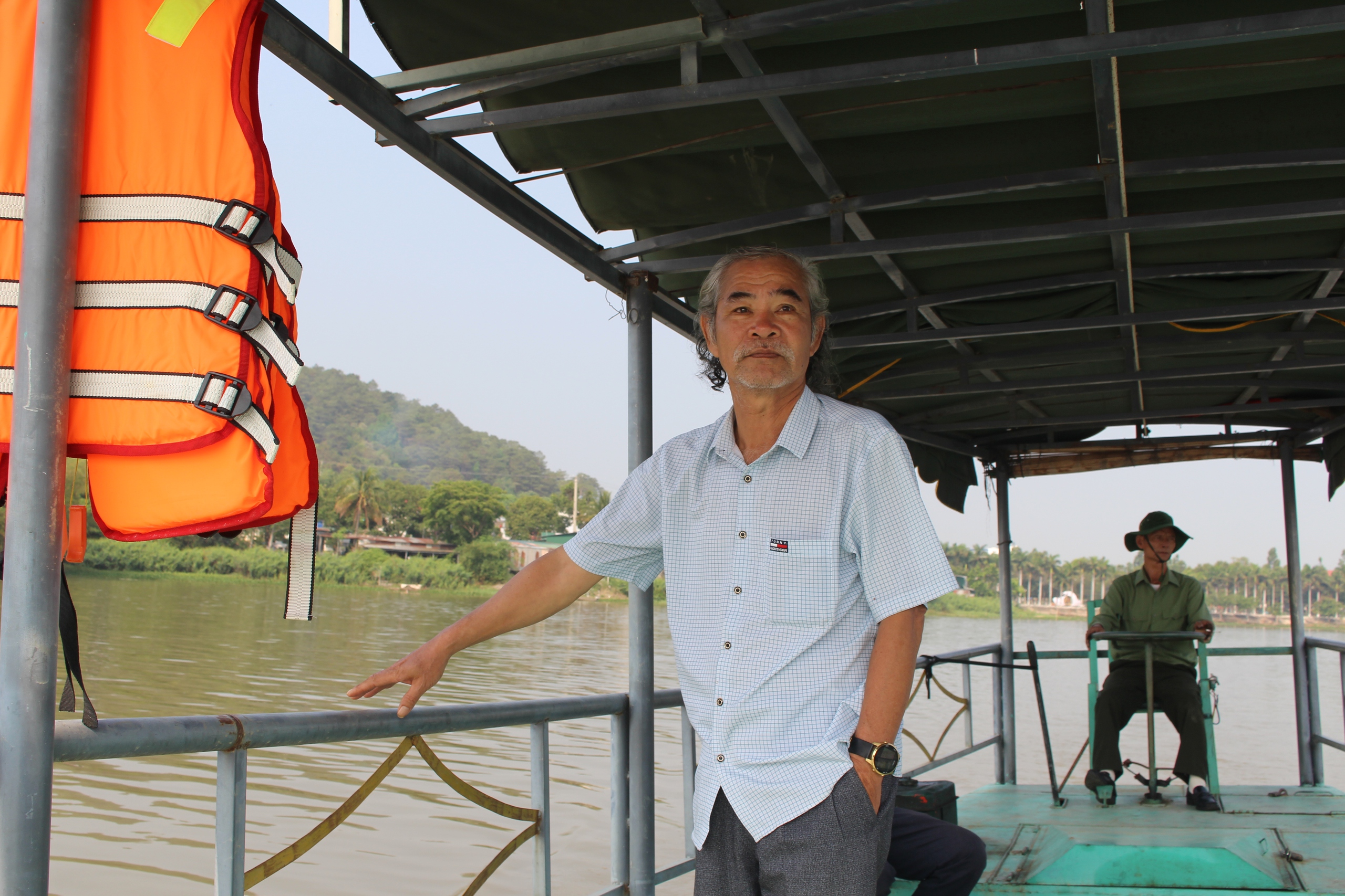Hồ Lắk - 'túi cá' Tây nguyên đang 'ngạt thở'- Ảnh 1. Hồ Lắk - 'túi cá' Tây nguyên đang 'ngạt thở'- Ảnh 1.