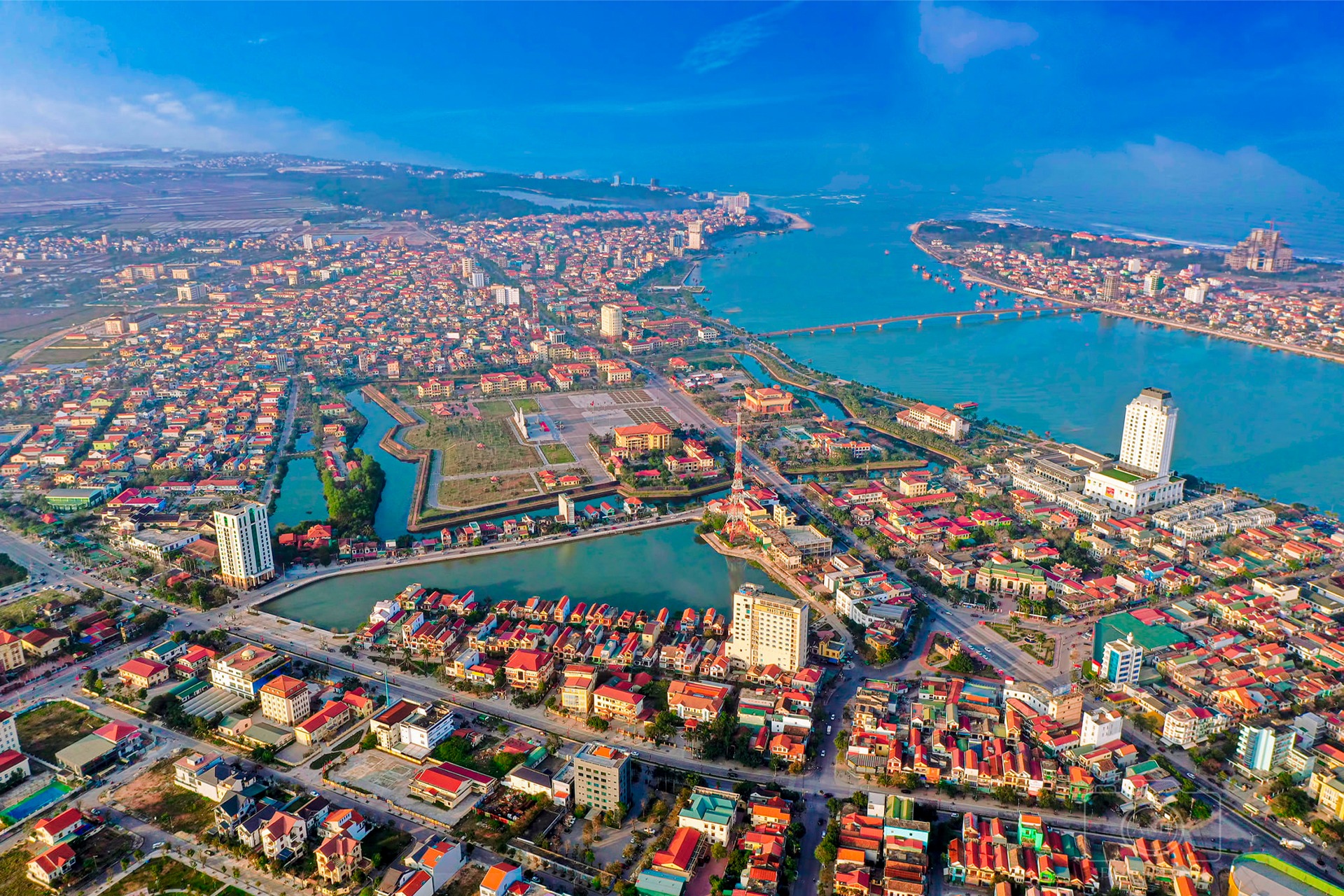 Không gian mới - Tầm vóc mới- Ảnh 2. Không gian mới - Tầm vóc mới- Ảnh 2.
