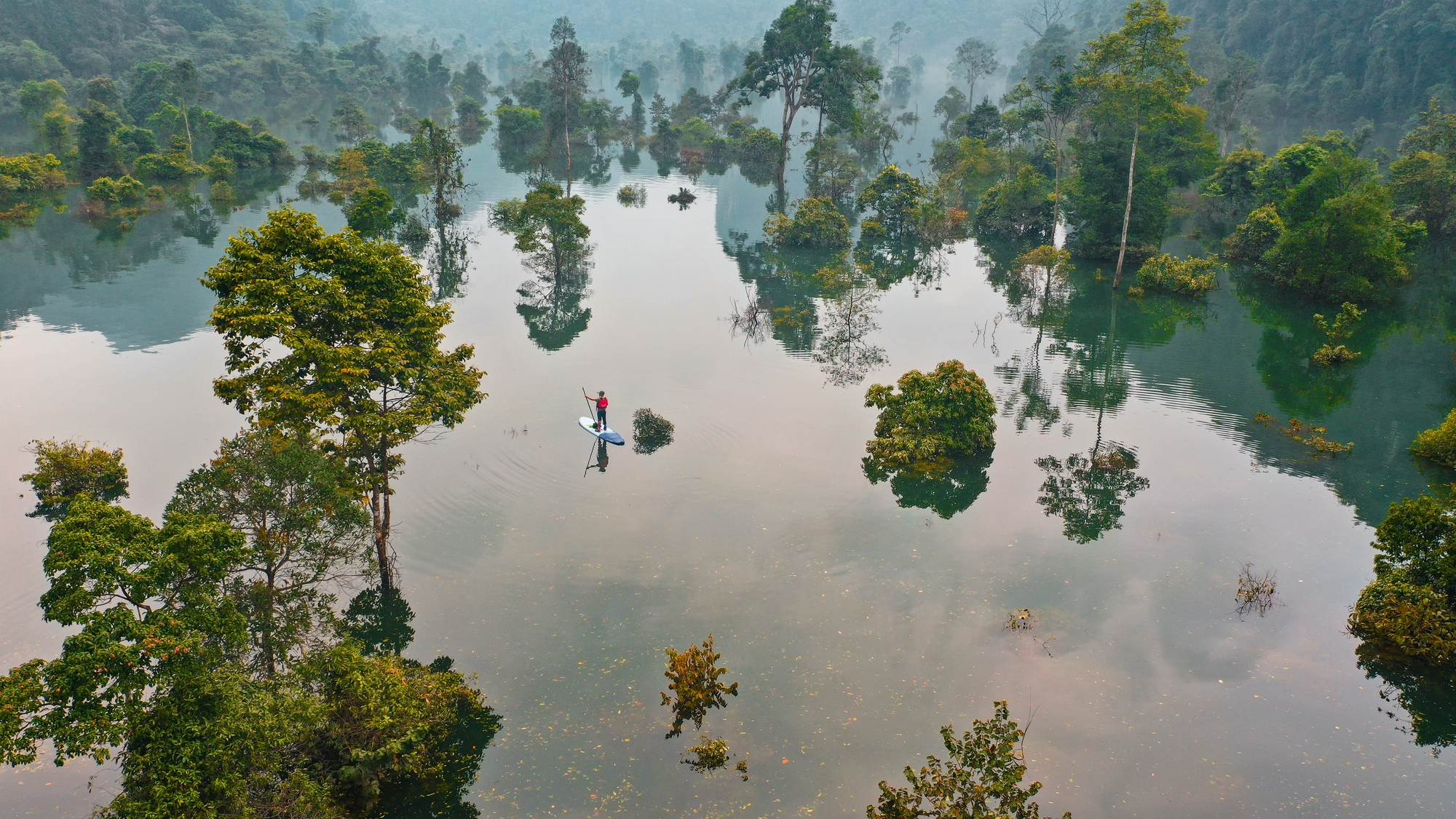 Những làng quê 'vụt sáng' thành… phim trường- Ảnh 2. Những làng quê 'vụt sáng' thành… phim trường- Ảnh 2.
