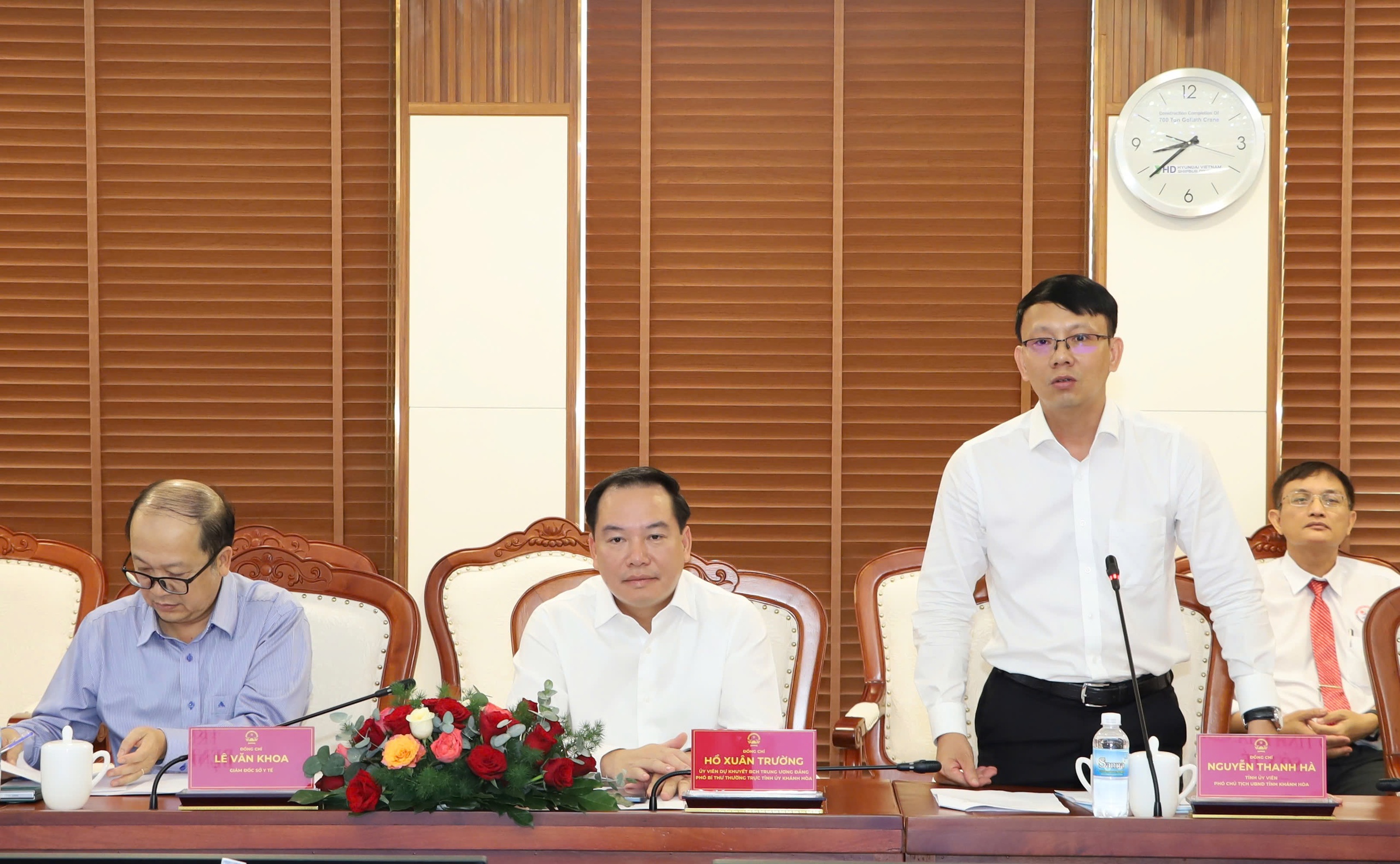 Khánh Hòa hợp tác y tế với Bệnh viện Đại học Y Hà Nội- Ảnh 2. Khánh Hòa hợp tác y tế với Bệnh viện Đại học Y Hà Nội- Ảnh 2.