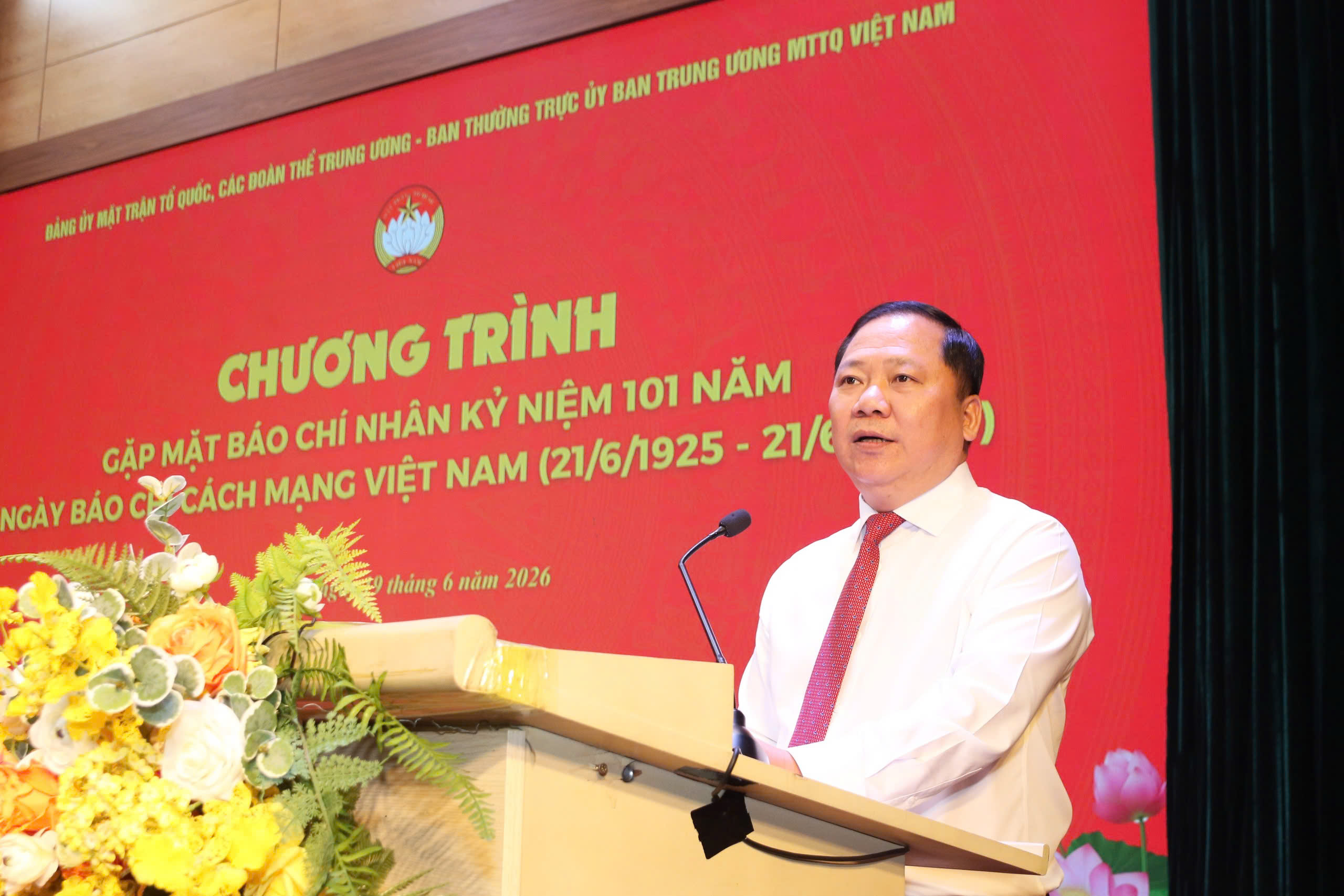 Báo chí góp phần giúp các hoạt động của Mặt trận gần dân hơn- Ảnh 1. Báo chí góp phần giúp các hoạt động của Mặt trận gần dân hơn- Ảnh 1.