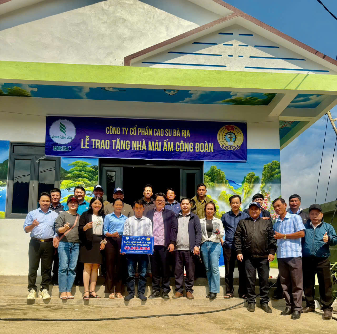 Cháng Seo Cú - Vững tay nghề, sáng vai trò ‘cầu nối’ lao động vùng cao- Ảnh 2.