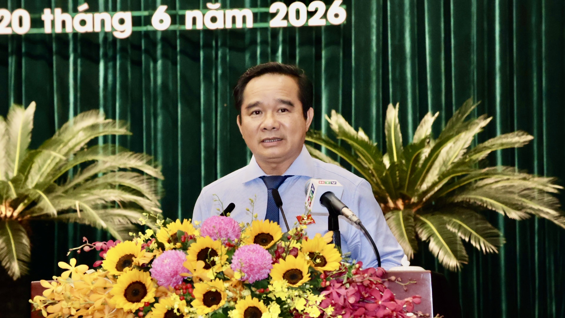 TP.HCM thu ngân sách đạt trên 500.000 tỉ đồng trong 6 tháng- Ảnh 1. TP.HCM thu ngân sách đạt trên 500.000 tỉ đồng trong 6 tháng- Ảnh 1.