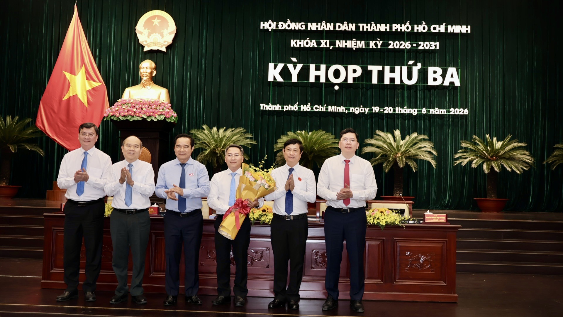Bí thư phường Sài Gòn làm Giám đốc Sở GD-ĐT TP.HCM - Ảnh 2.