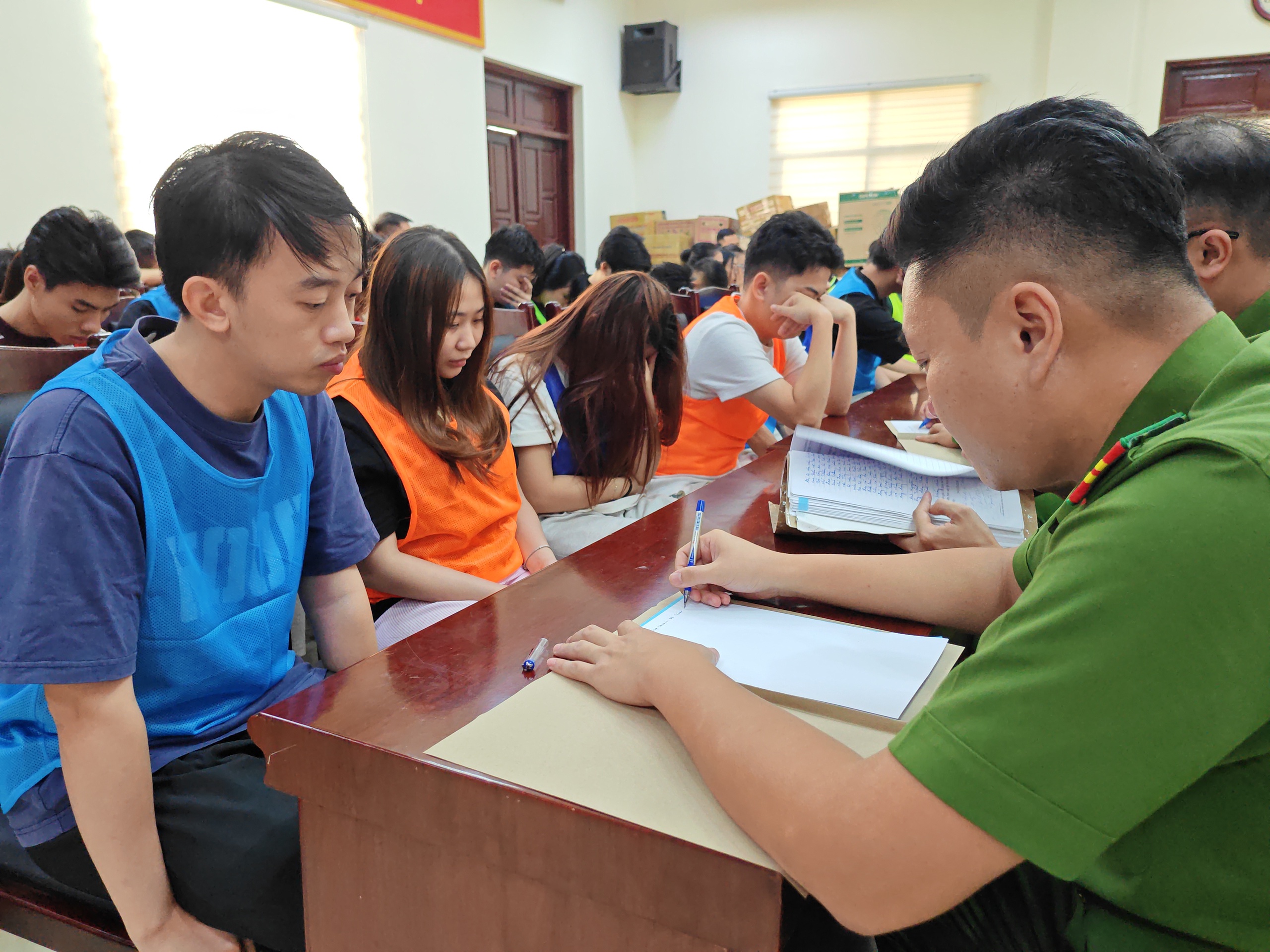 Ma trận lừa đảo 'sở hữu kỳ nghỉ'- Ảnh 4. Ma trận lừa đảo 'sở hữu kỳ nghỉ'- Ảnh 4.