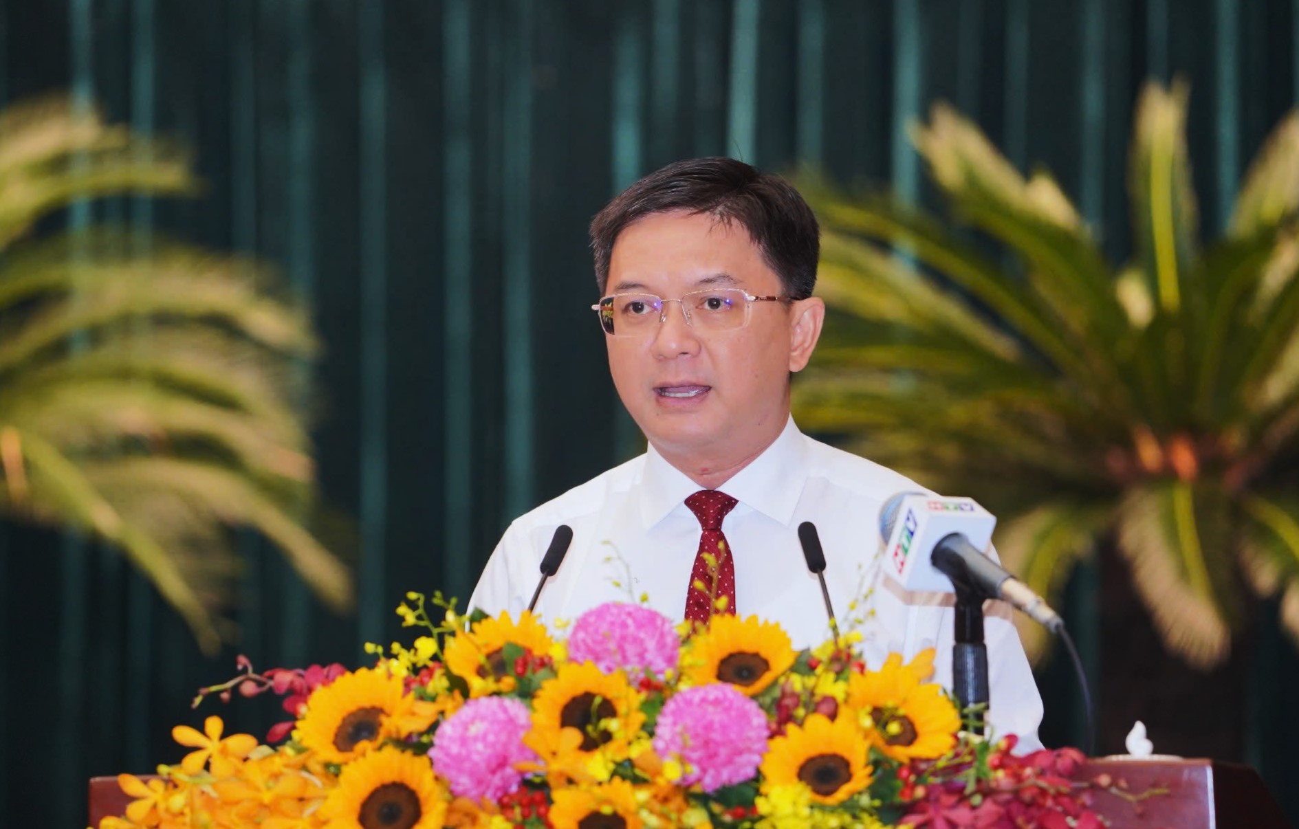 TP.HCM sắp làm thêm cầu đi bộ từ Bến Nhà Rồng qua Bến Bạch Đằng- Ảnh 2. TP.HCM sắp làm thêm cầu đi bộ từ Bến Nhà Rồng qua Bến Bạch Đằng- Ảnh 2.