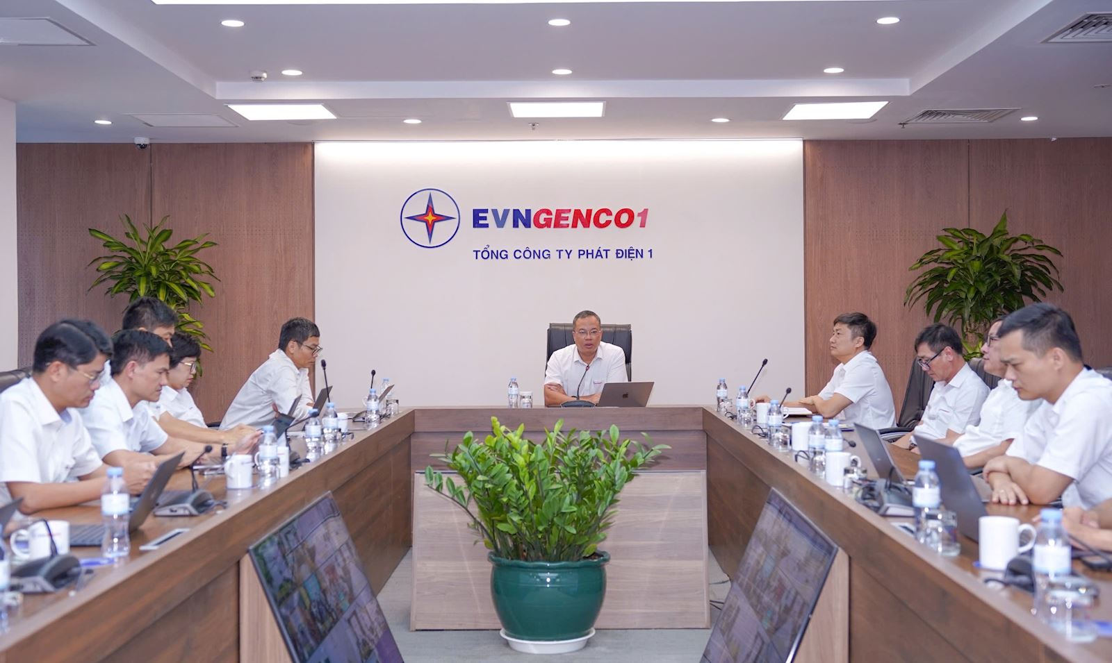 EVNGENCO1 giữ vững vận hành, góp phần bảo đảm cung ứng điện trong cao điểm mùa khô 1 EVNGENCO1 giữ vững vận hành, góp phần bảo đảm cung ứng điện trong cao điểm mùa khô - Ảnh 1.