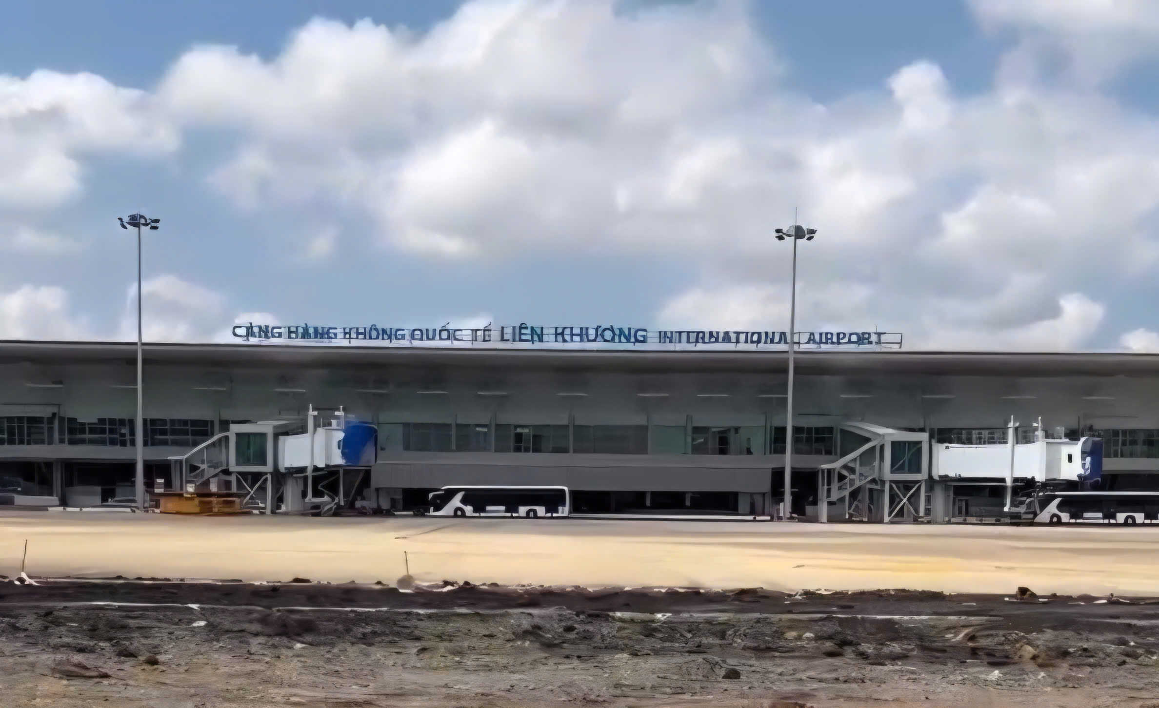 Sân bay Liên Khương sau 3 tháng đóng cửa nâng cấp, đạt tiến độ thế nào?- Ảnh 5.
