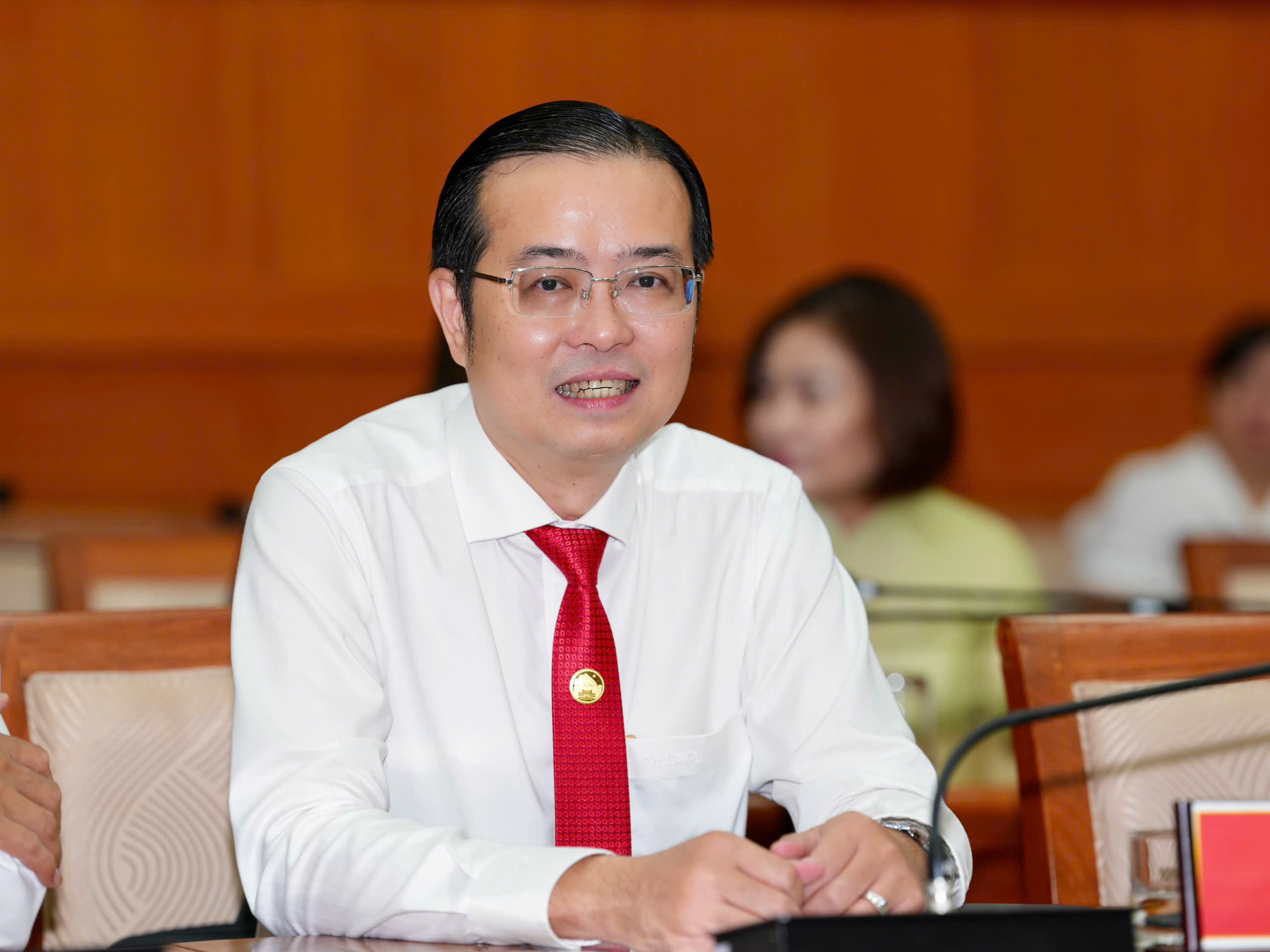 Ông Lê Văn Minh làm Tổng giám đốc Cơ quan Báo và Phát thanh, Truyền hình TP.HCM- Ảnh 1. Ông Lê Văn Minh làm Tổng giám đốc Cơ quan Báo và Phát thanh, Truyền hình TP.HCM- Ảnh 1.