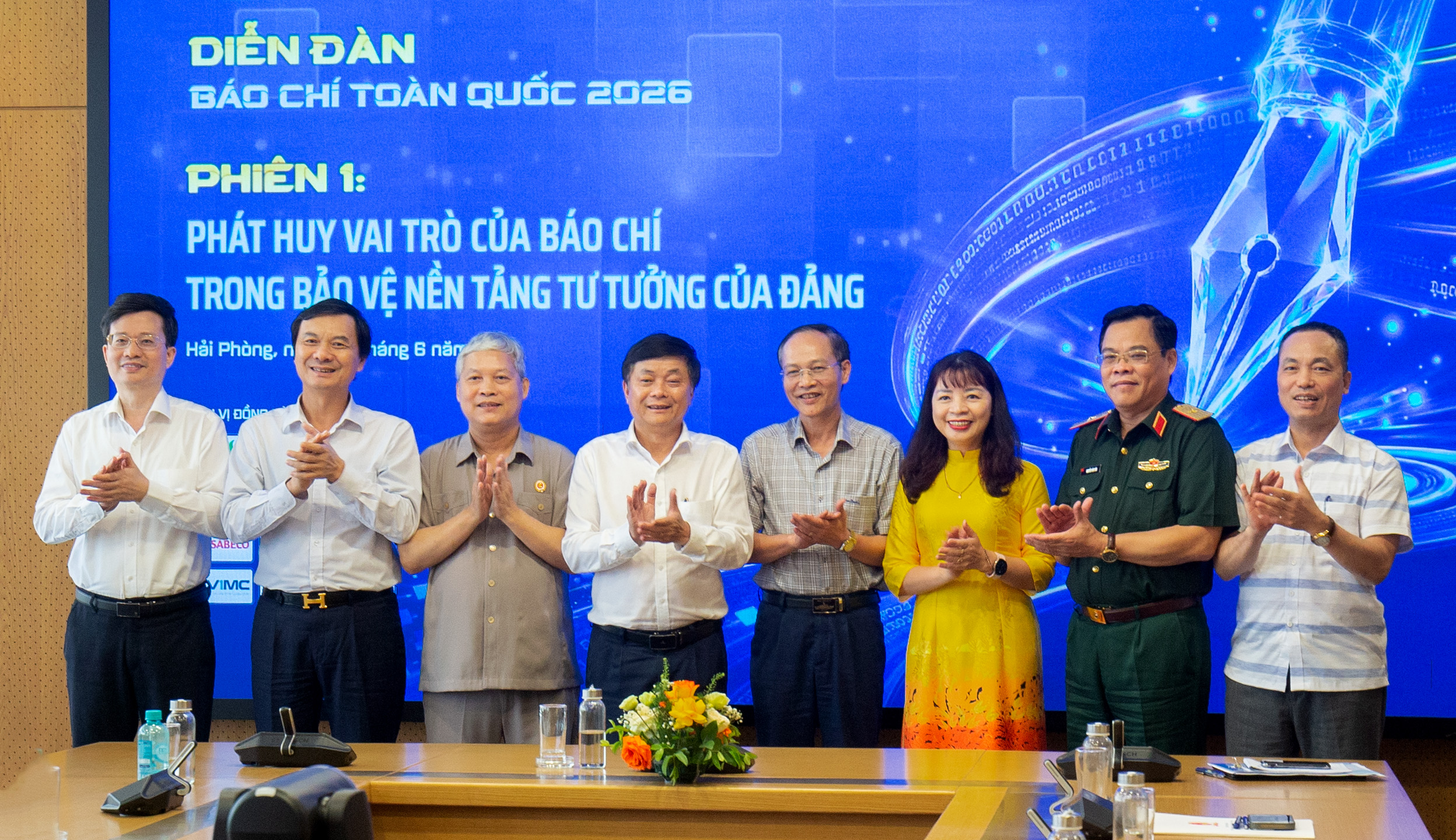 Thách thức lớn nhất là sự thu hút công chúng đến với thông tin báo chí - Ảnh 1.