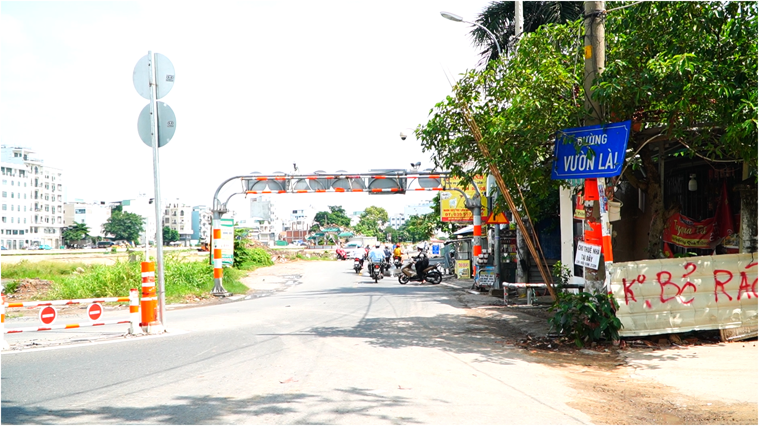 Từng là nơi heo hút ven sông, người dân mong ngóng gì về công trình  - Ảnh 3.