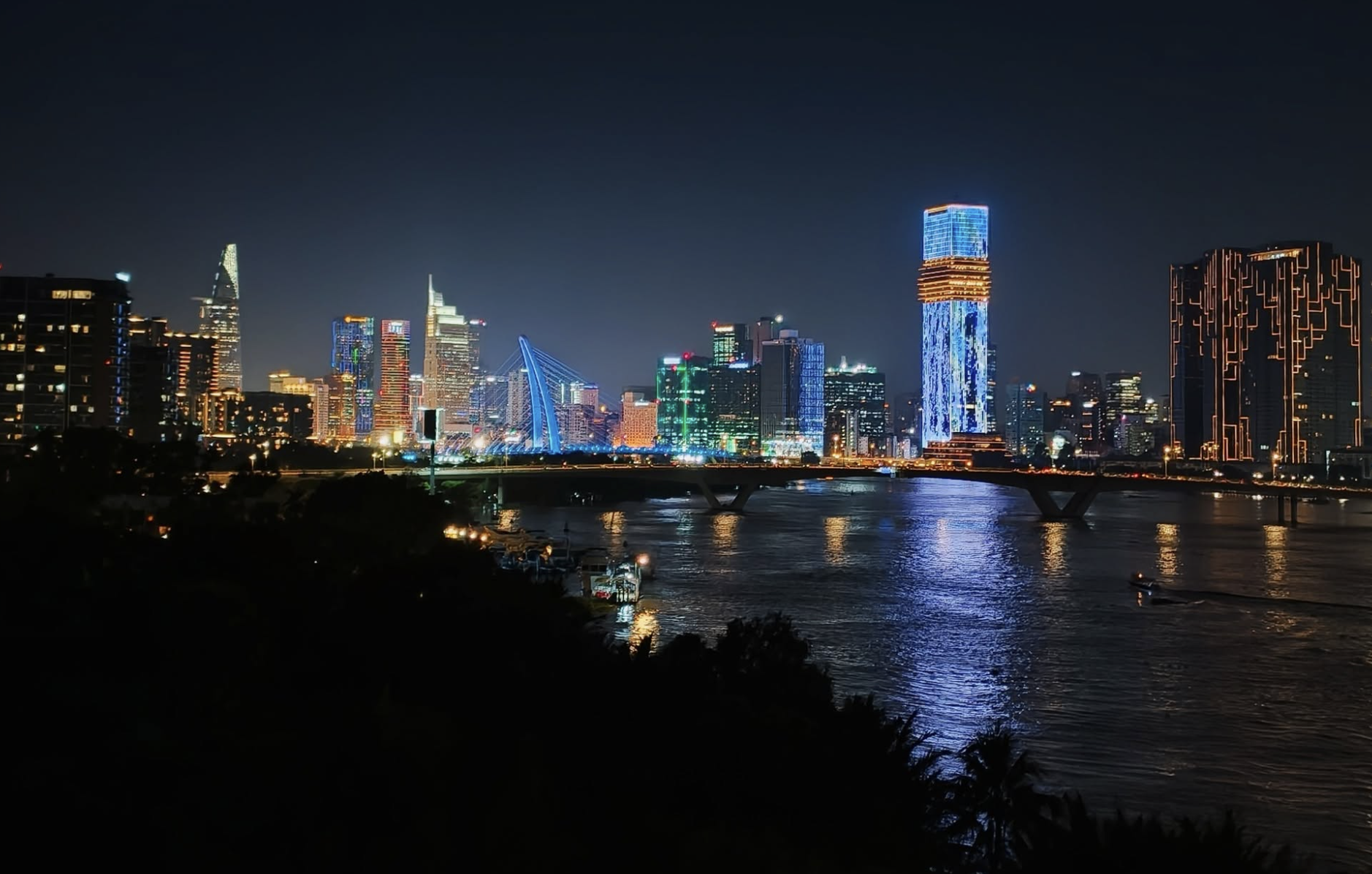 Người Việt vừa trải qua đêm ngắn nhất 2026: Chuyện lạ gì vào ngày Hạ chí 2027? - Ảnh 1.