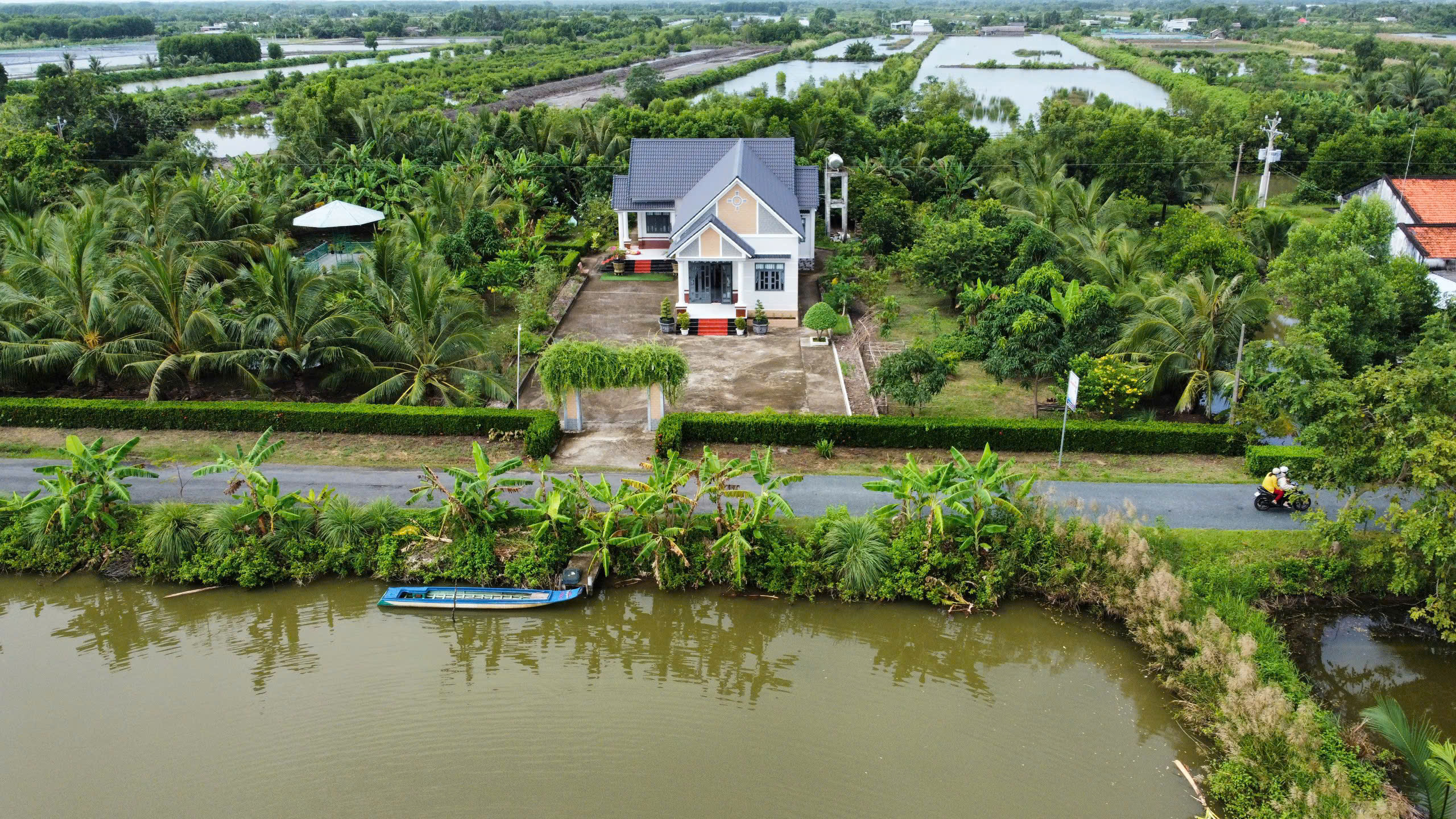 Cà Mau lập 13 phường: Đầu mối thủy sản Cái Đôi Vàm chiến lược kinh tế biển- Ảnh 3. Cà Mau lập 13 phường: Đầu mối thủy sản Cái Đôi Vàm chiến lược kinh tế biển- Ảnh 3.