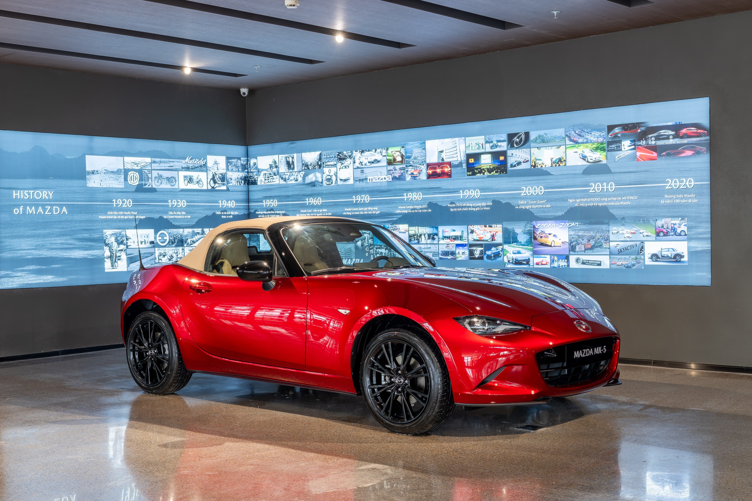 'Xe chơi' Mazda MX-5 Miata giá từ 1,3 tỉ đồng hút khách - Ảnh 6.