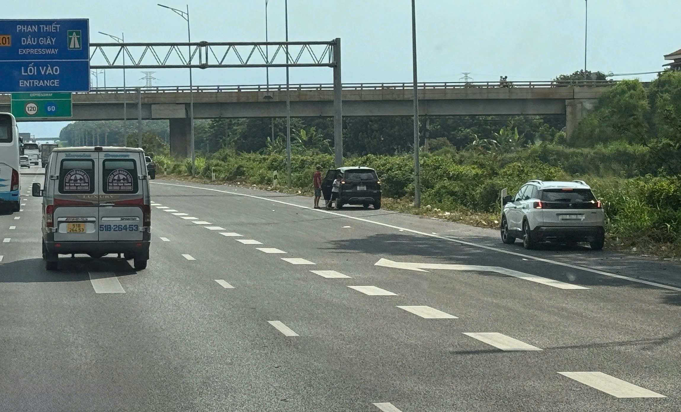 Nghề cứu hộ ô tô ở TP.HCM- Ảnh 4.