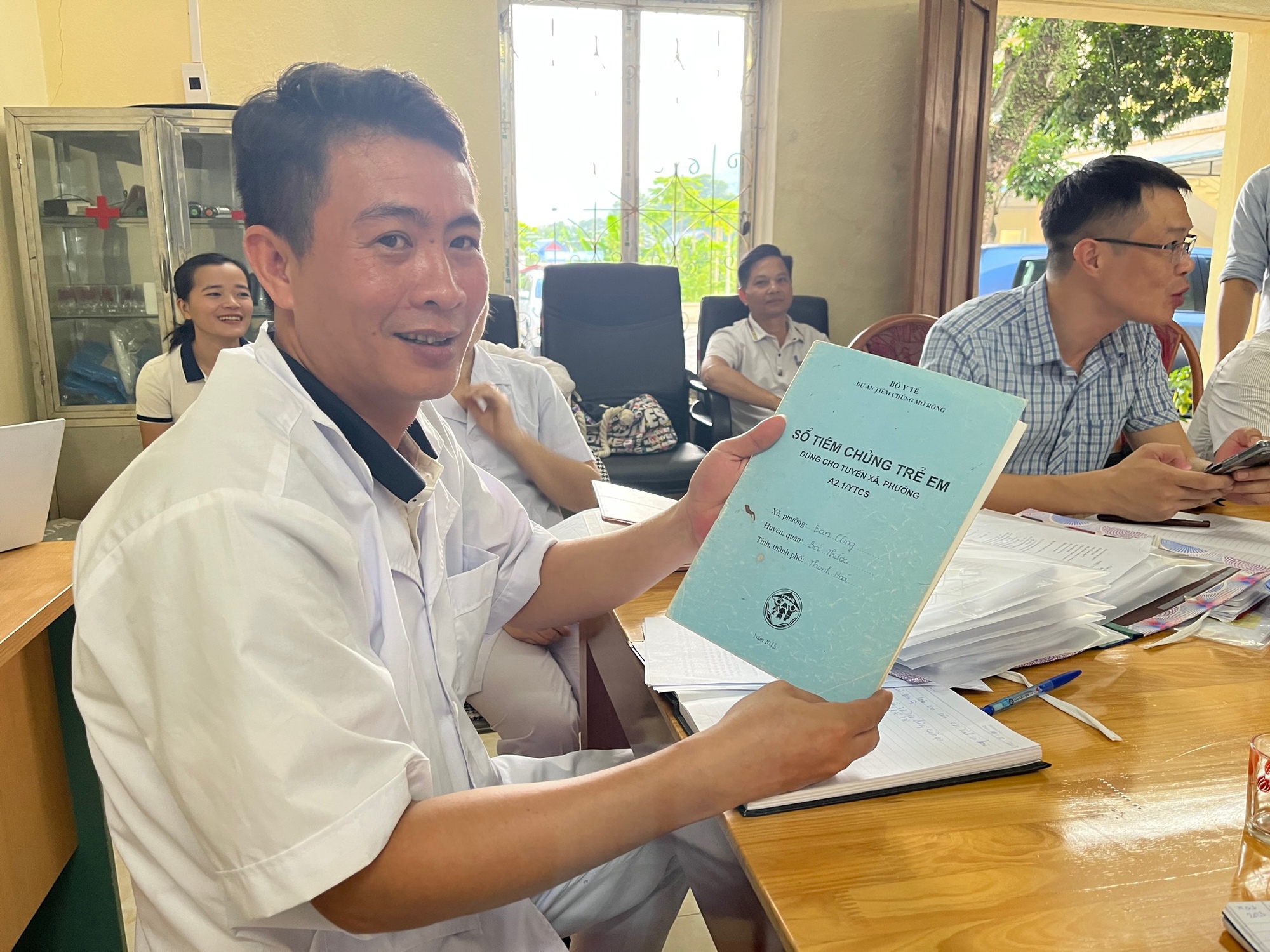 Vắc xin HPV ưu tiên tiêm miễn phí cho trẻ em gái tại 4 tỉnh thành - Ảnh 1. Vắc xin HPV ưu tiên tiêm miễn phí cho trẻ em gái tại 4 tỉnh thành - Ảnh 1.