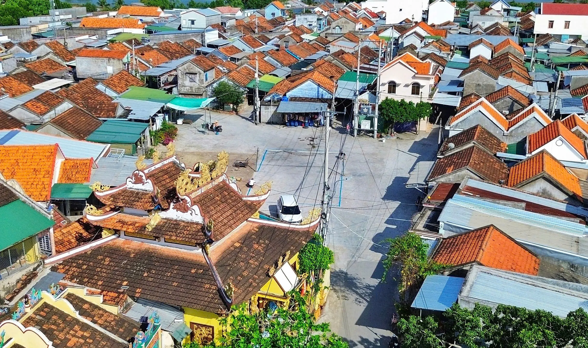 Bộ Nội vụ nghiên cứu khả năng tiếp tục sáp nhập một số xã, phường- Ảnh 1.