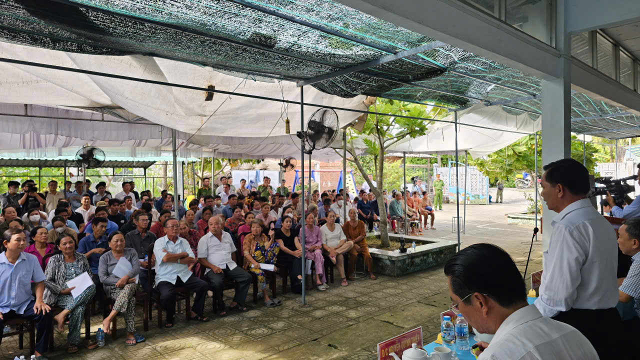Người dân lo lắng khi khai thác cát sông, Bí thư Tỉnh ủy trấn an - Ảnh 4.