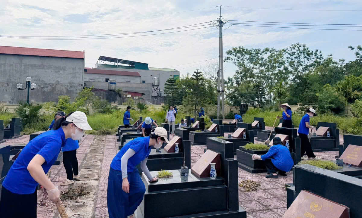 Hà Nội rực sắc xanh tuổi trẻ hướng về Đại hội Đoàn toàn quốc- Ảnh 5. Hà Nội rực sắc xanh tuổi trẻ hướng về Đại hội Đoàn toàn quốc- Ảnh 5.