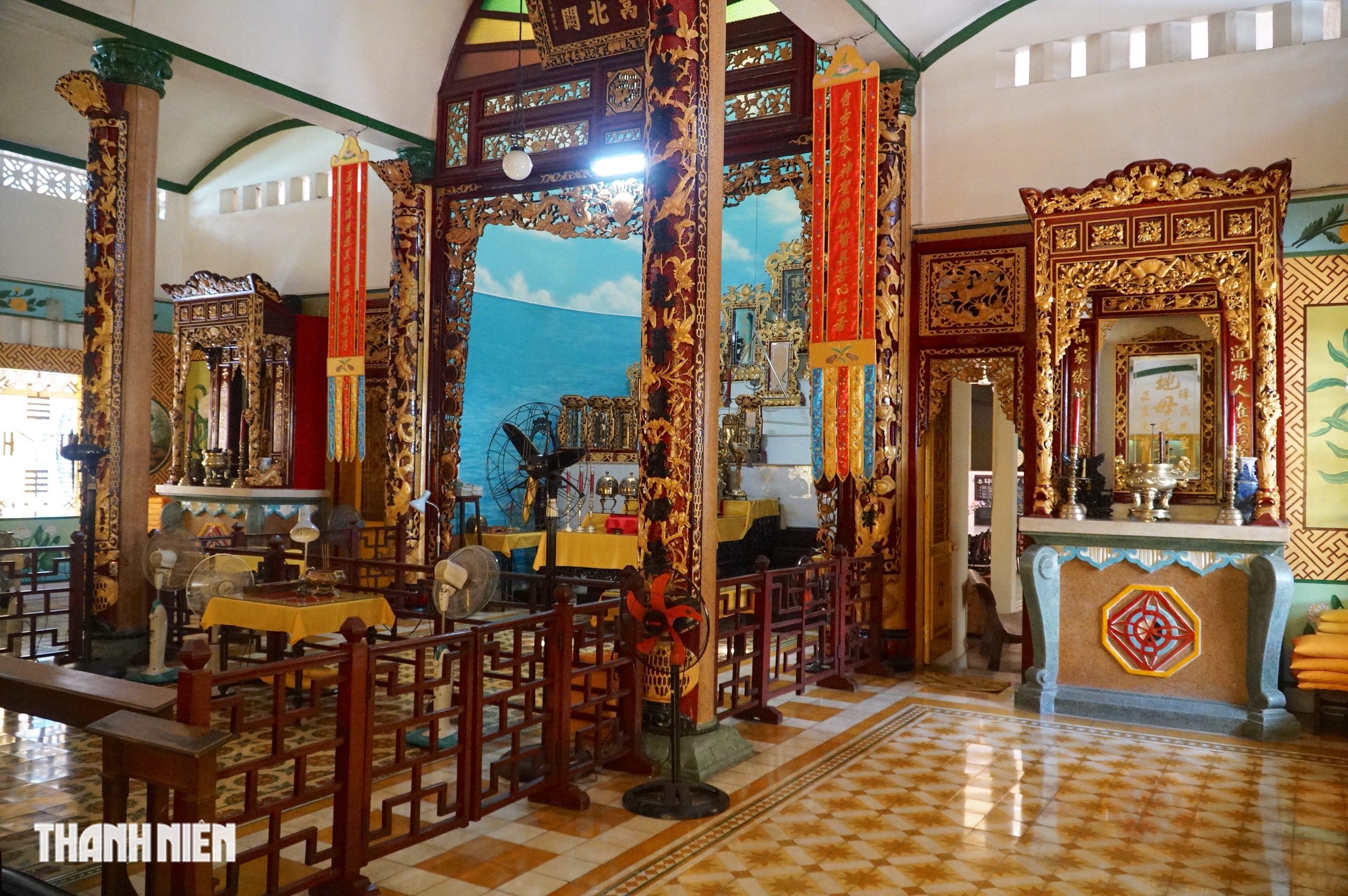 Ngôi chùa ở trung tâm TP.HCM không có tượng Phật, chỉ thờ bài vị - Ảnh 7.