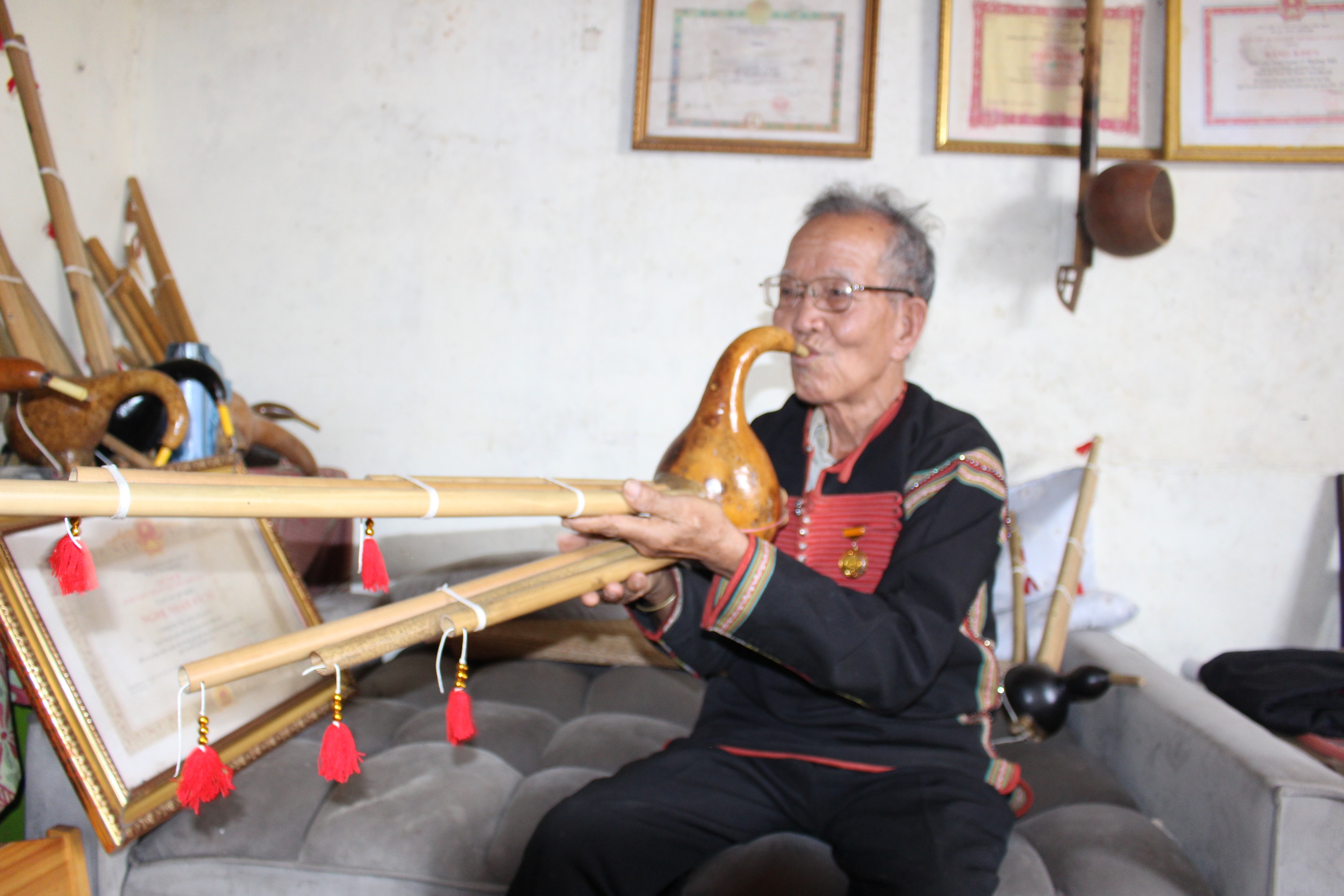 Báu vật của buôn làng Ê Đê ở Buôn Mê Thuột- Ảnh 4.