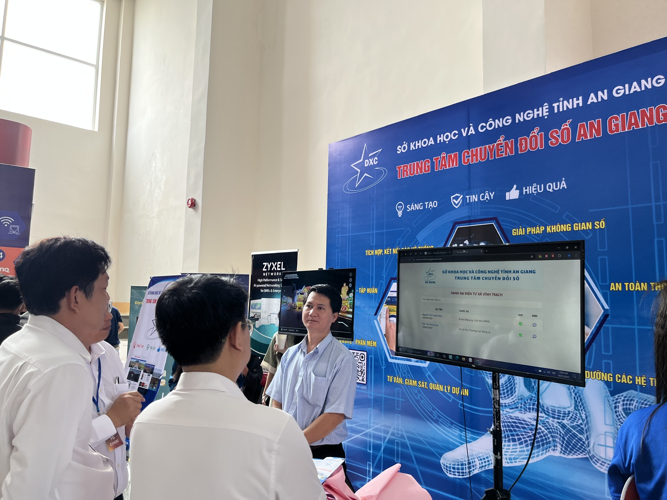Chủ tịch An Giang Hồ Văn Mừng: Trách nhiệm người đứng đầu gắn liền cải cách hành chính- Ảnh 2.