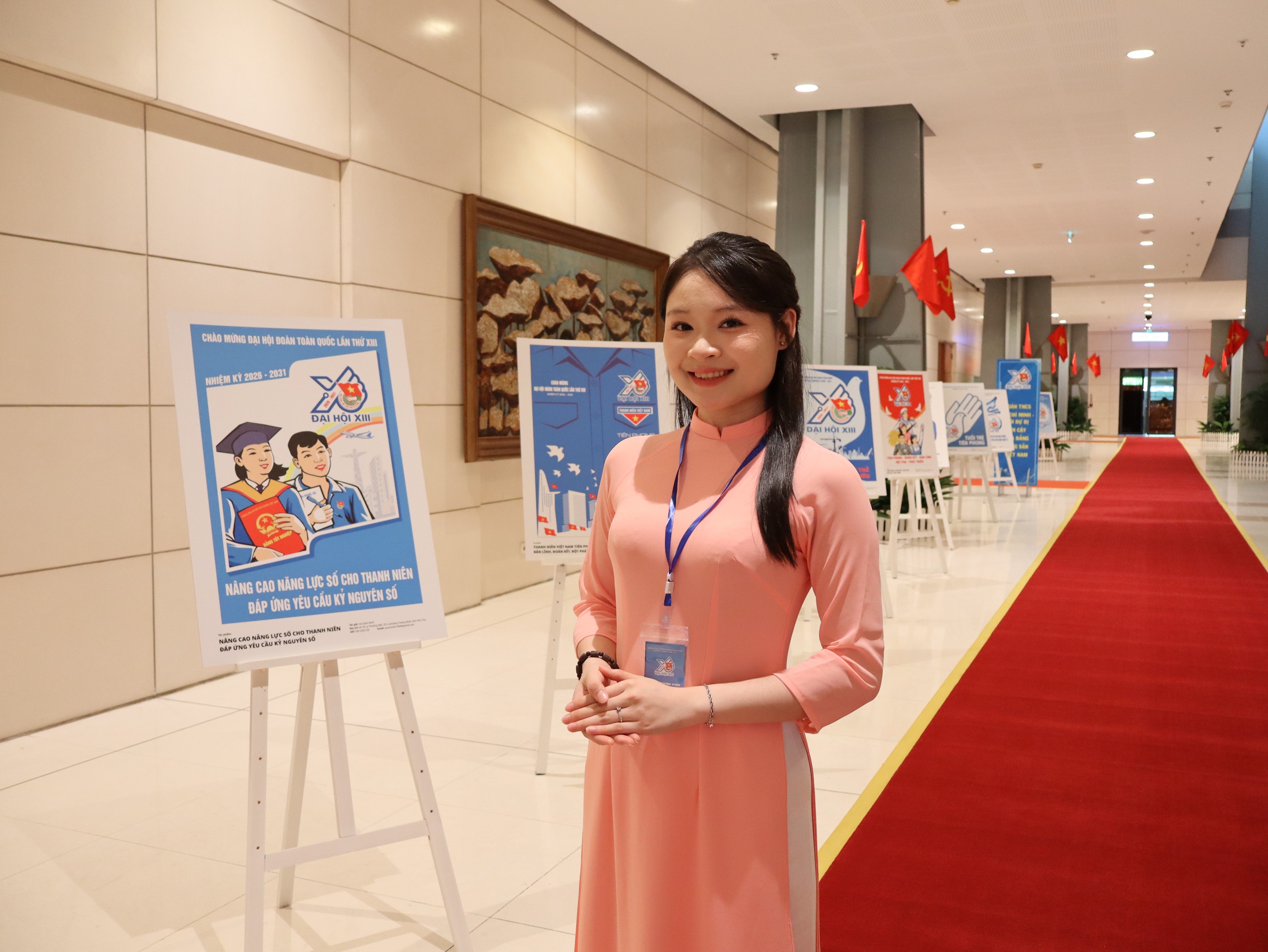 Những m&agrave;u &aacute;o xanh g&oacute;p phần l&agrave;m n&ecirc;n th&agrave;nh c&ocirc;ng của Đại hội Đo&agrave;n - Ảnh 1.