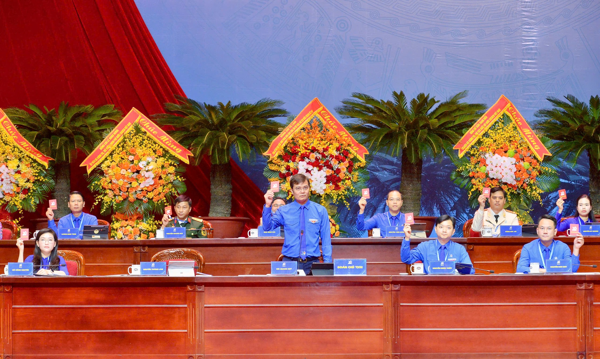 Đại hội Đo&agrave;n to&agrave;n quốc th&ocirc;ng qua 13 chỉ ti&ecirc;u, 5 nhiệm vụ đột ph&aacute;- Ảnh 1.