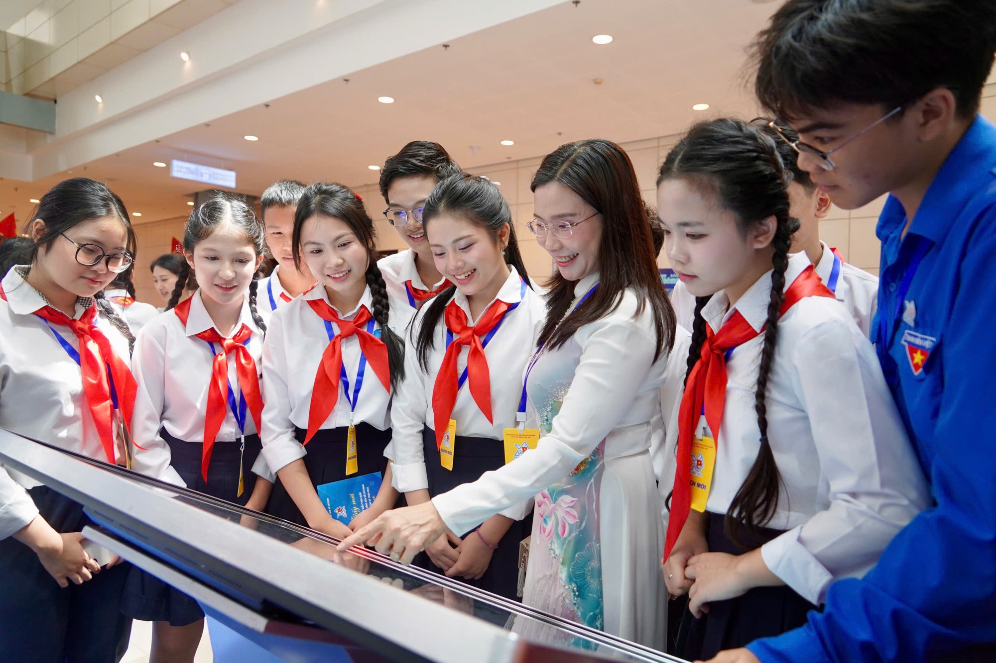 Đại hội Đo&agrave;n to&agrave;n quốc th&ocirc;ng qua 13 chỉ ti&ecirc;u, 5 nhiệm vụ đột ph&aacute;- Ảnh 5.