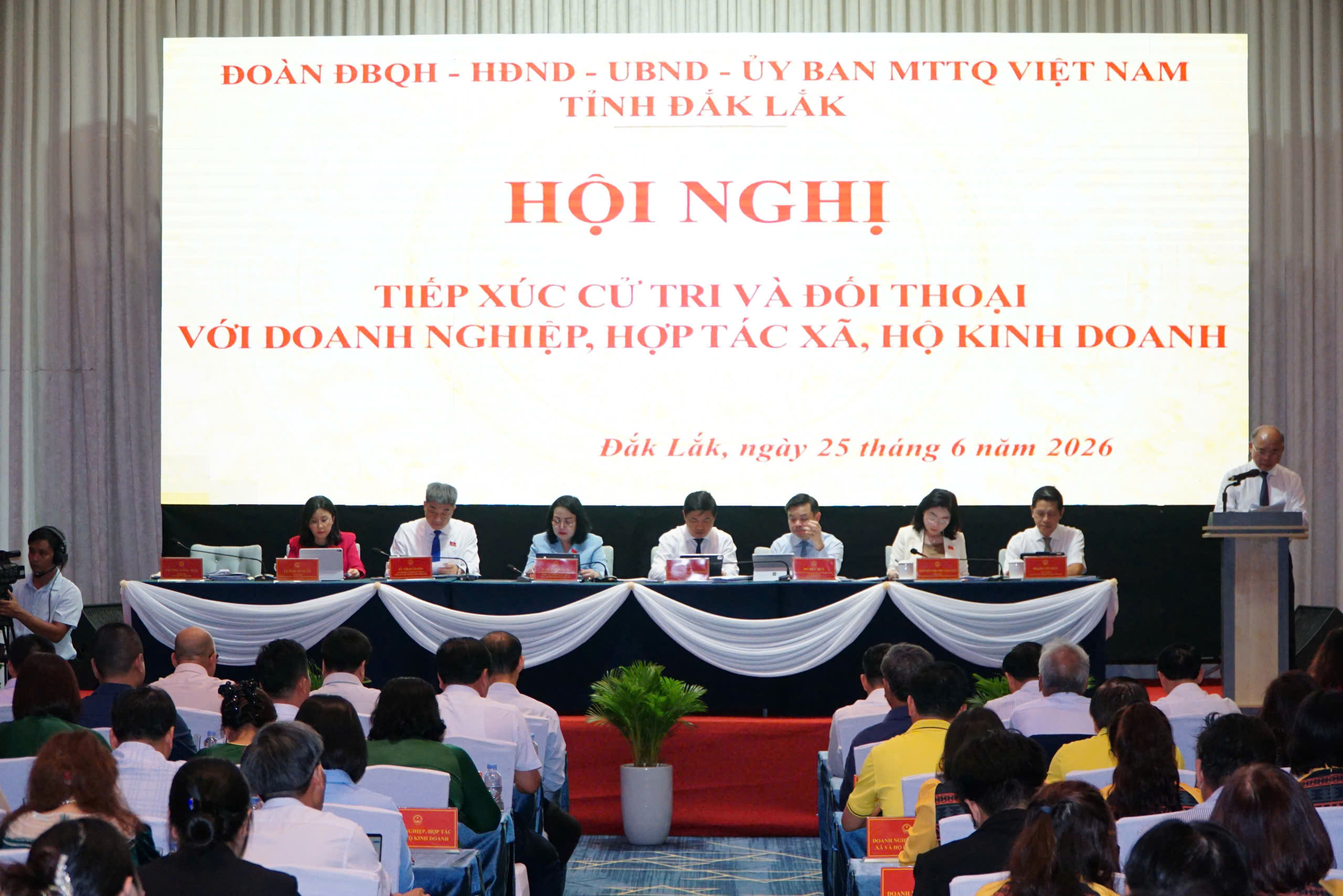 Phát triển du lịch xanh Đắk Lắk, cử tri nêu ý kiến tháo gỡ khó khăn - Ảnh 1.