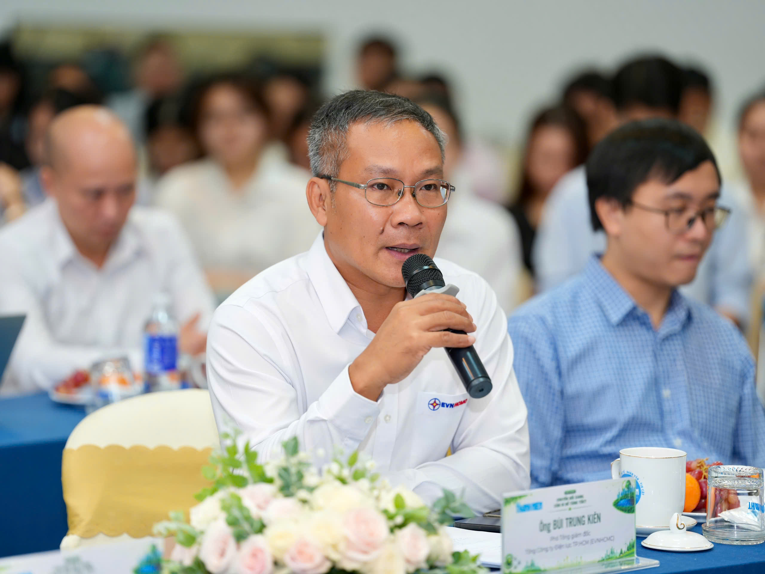 Lãnh đạo ngành điện TP.HCM bật mí về mô hình đầu tư điện mái nhà hiệu quả - Ảnh 1.