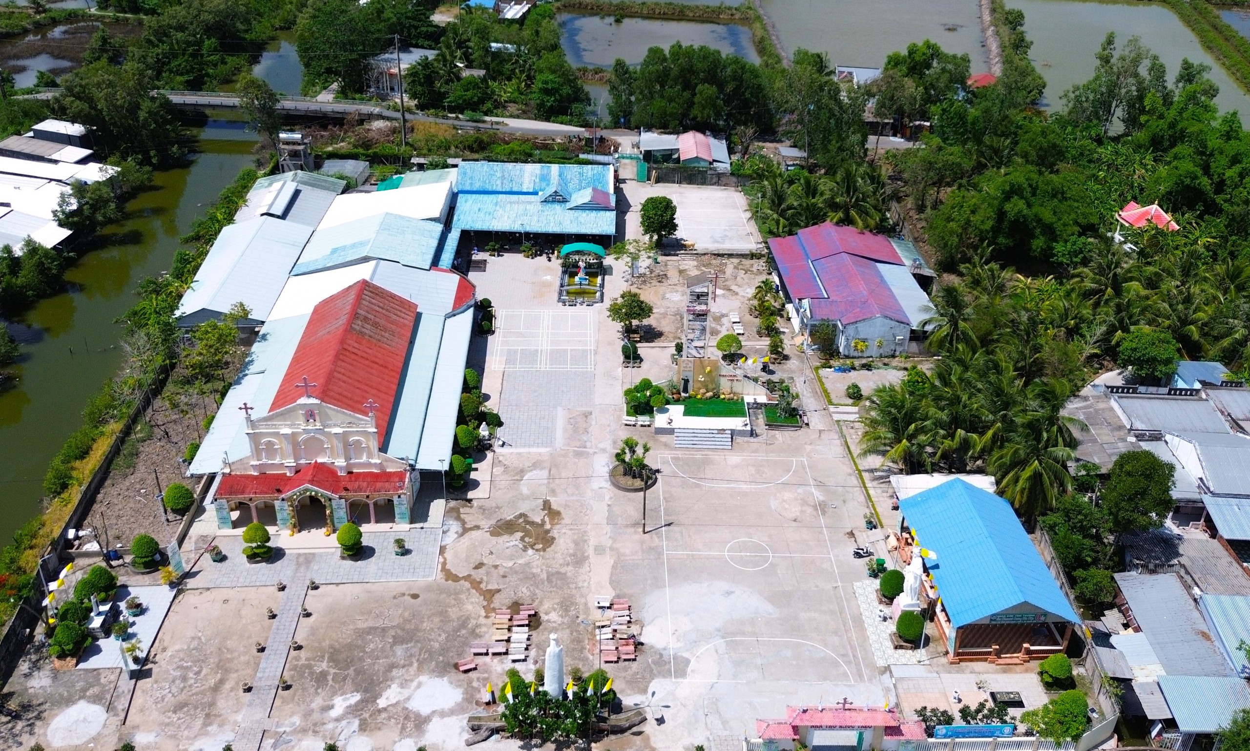 Khúc Tréo nơi an nghỉ đầu tiên của cha Diệp trước lễ tuyên phong Chân phước - Ảnh 1.