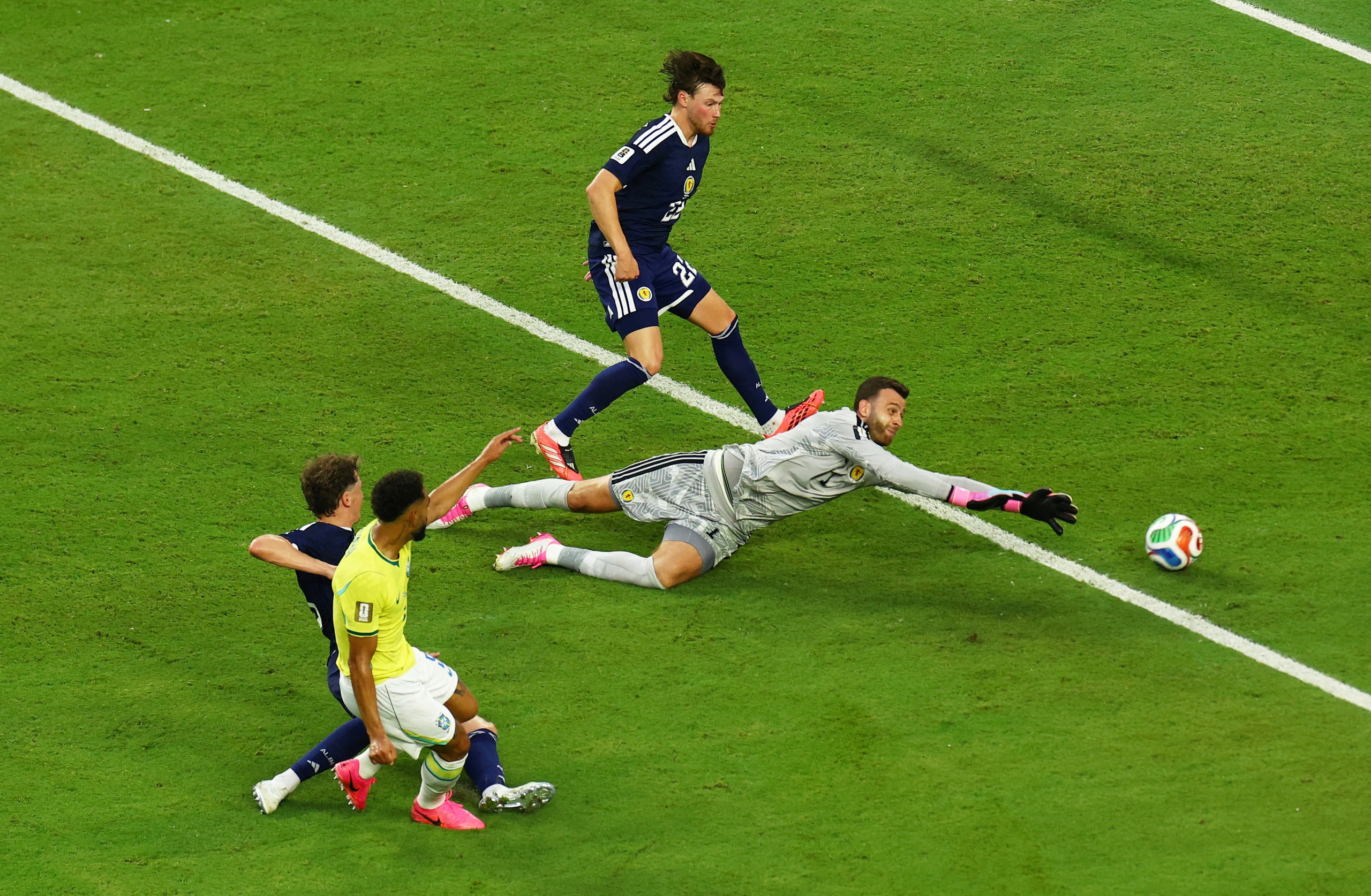 Messi sừng sững tốp 1, điểm cao nhất v&ograve;ng bảng World Cup 2026: Ronaldo xếp tận thứ... 202- Ảnh 9.
