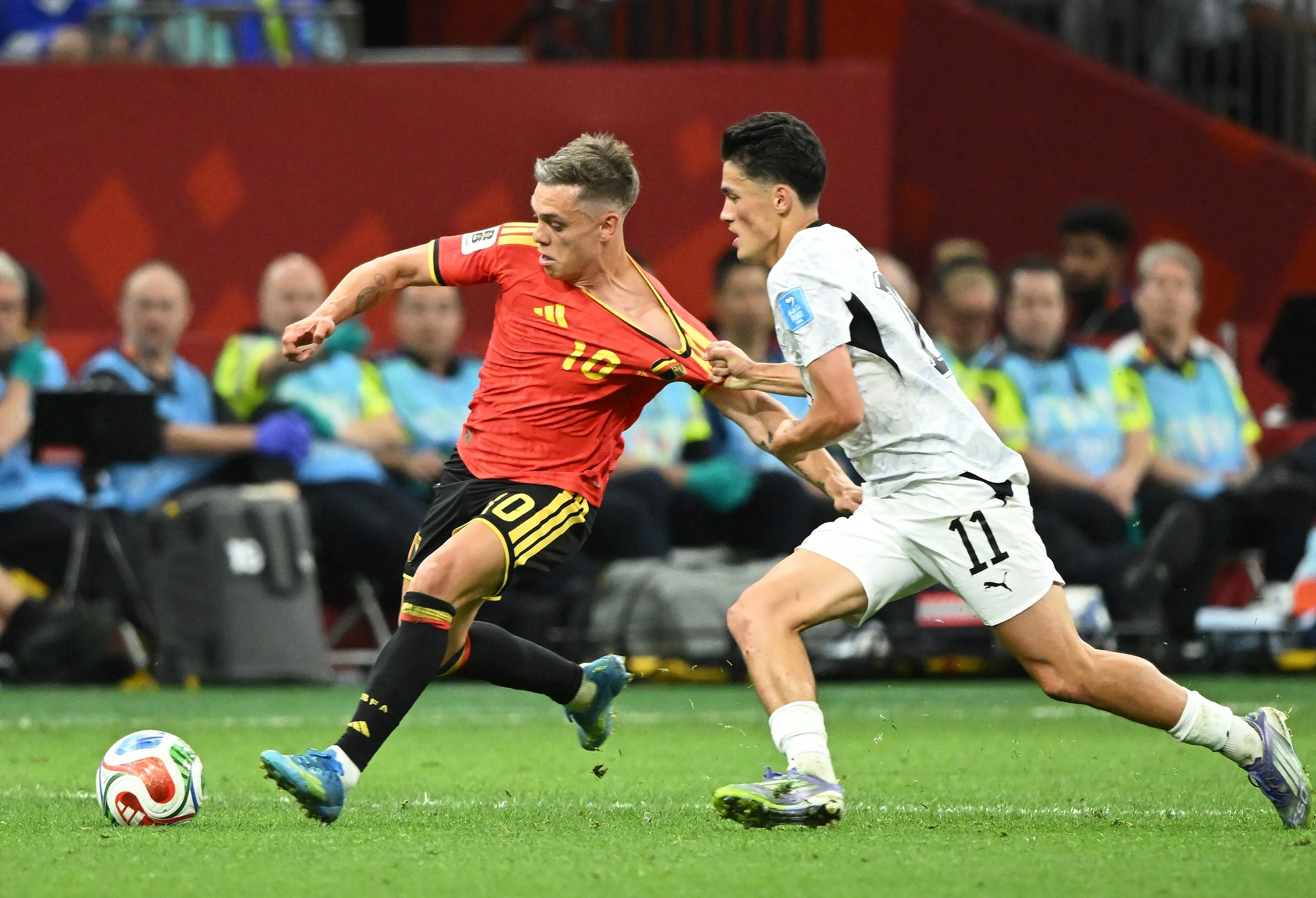 Messi sừng sững tốp 1, điểm cao nhất v&ograve;ng bảng World Cup 2026: Ronaldo xếp tận thứ... 202- Ảnh 7.