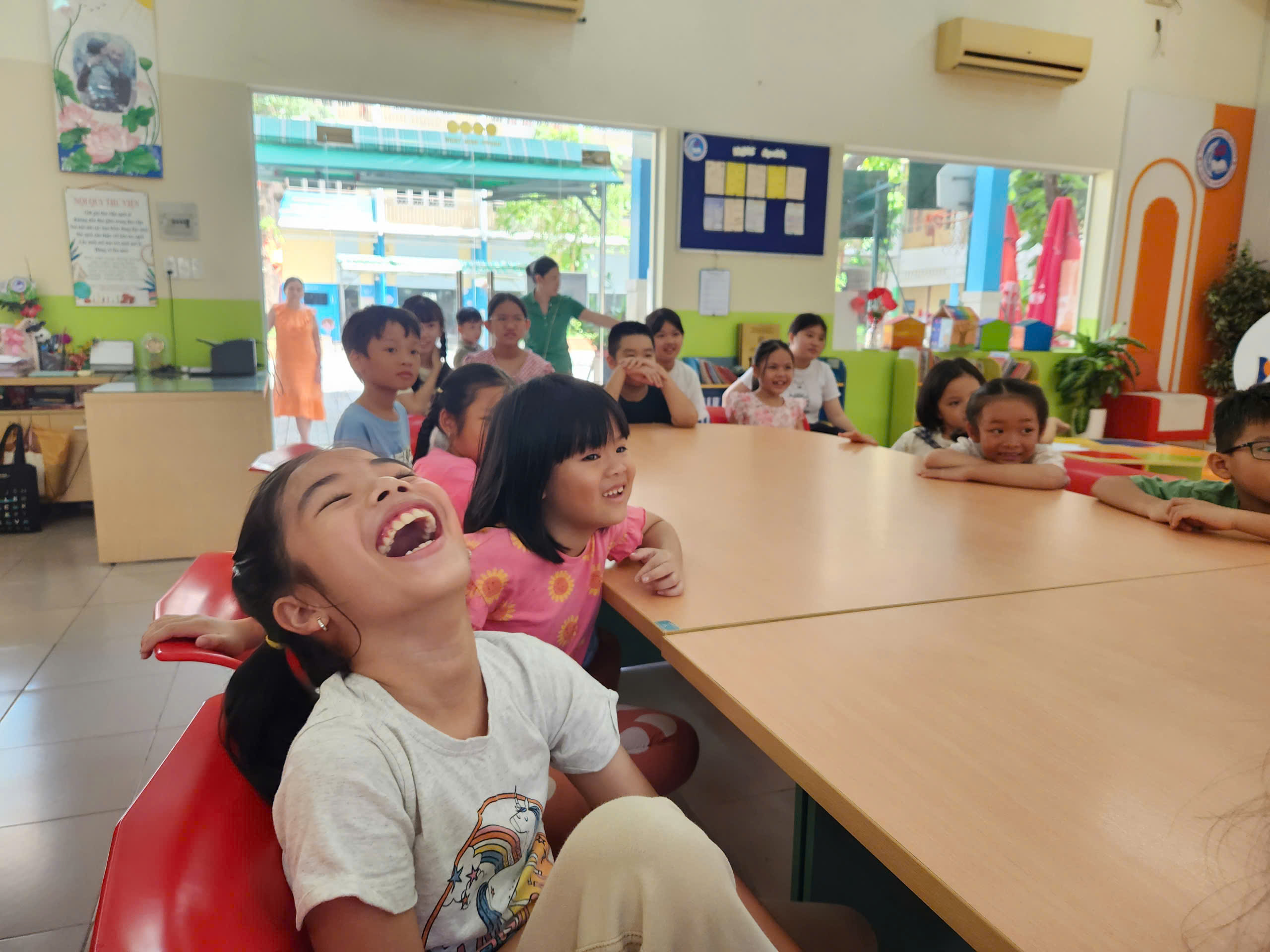 Nghỉ hè ở TP.HCM: Học miễn phí nhảy hiện đại, kỹ năng sống trong trường - Ảnh 10.