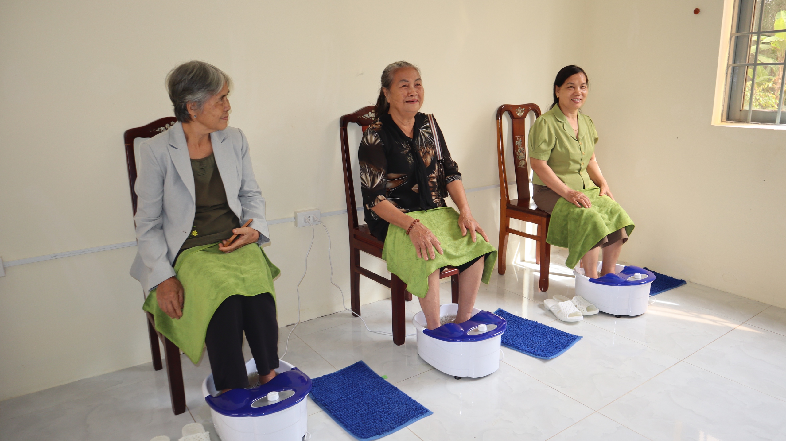 Đồng Nai: Biến trụ sở dôi dư thành "ngôi nhà chung" chăm sóc người cao tuổi - Ảnh 6.