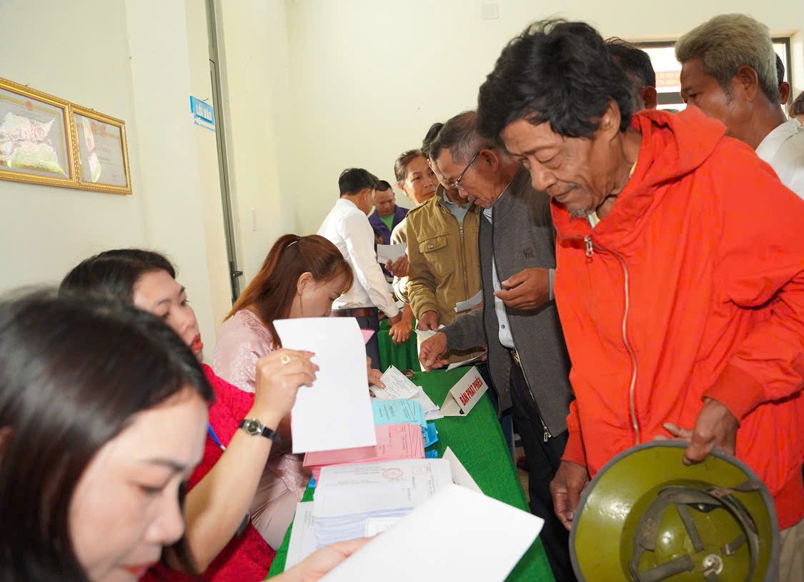 Đà Nẵng:Người hoạt động thôn, tổ dân phố được hỗ trợ 15 triệu đồng khi nghỉ việc- Ảnh 1.