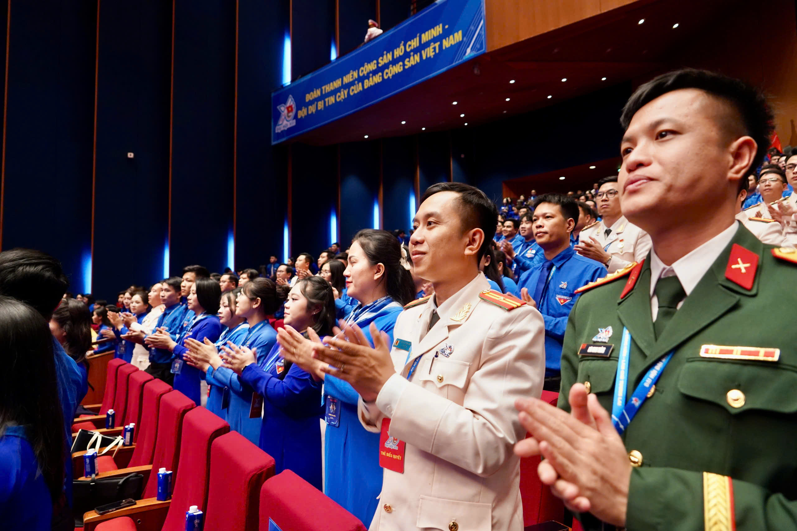 Lời hiệu triệu thanh ni&ecirc;n ti&ecirc;n phong l&agrave;m chủ khoa học c&ocirc;ng nghệ - Ảnh 2.