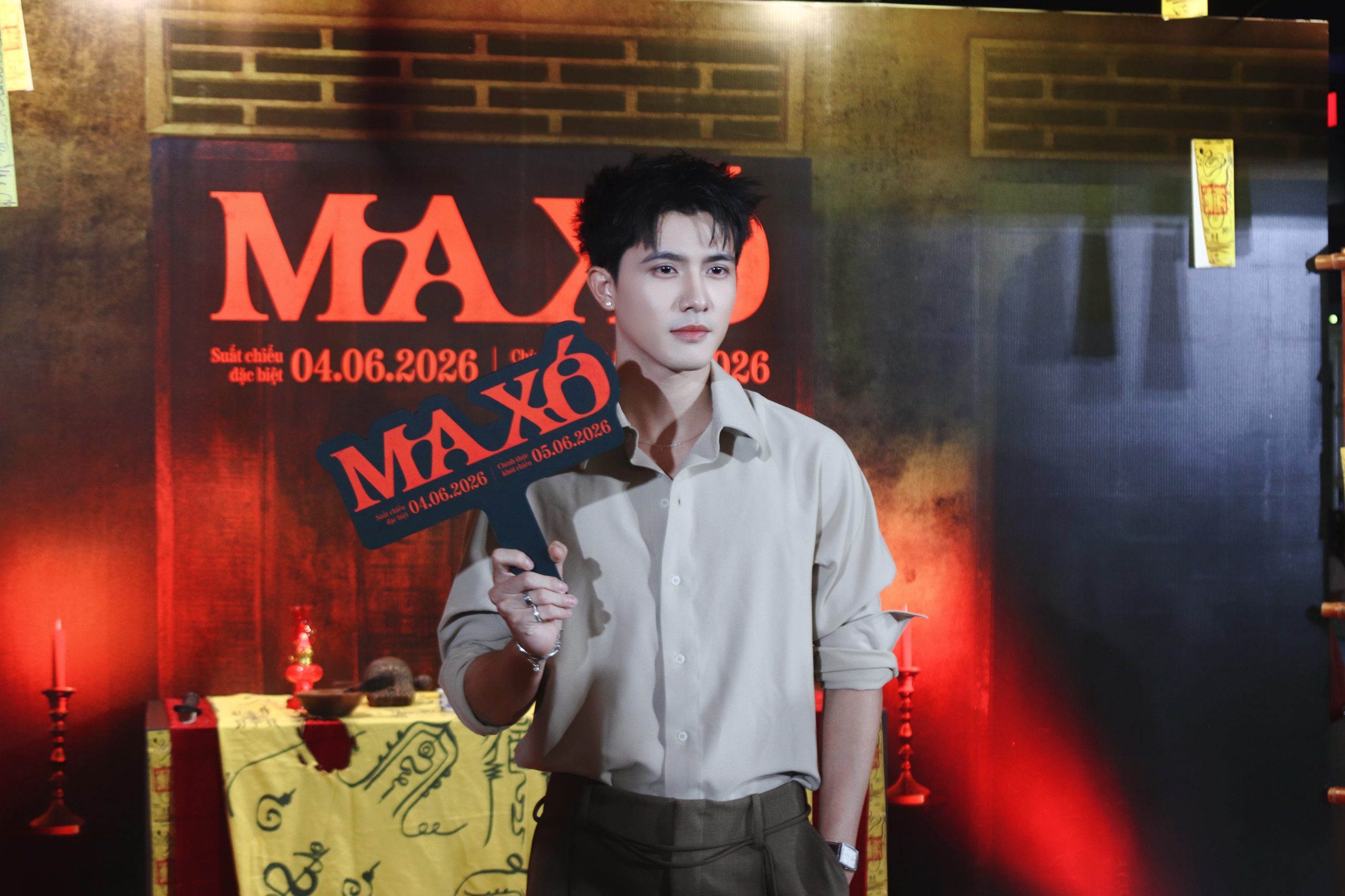 Trương Quỳnh Anh, Uyển Ân... diện gợi cảm, khoe sắc trên thảm đỏ - Ảnh 9.