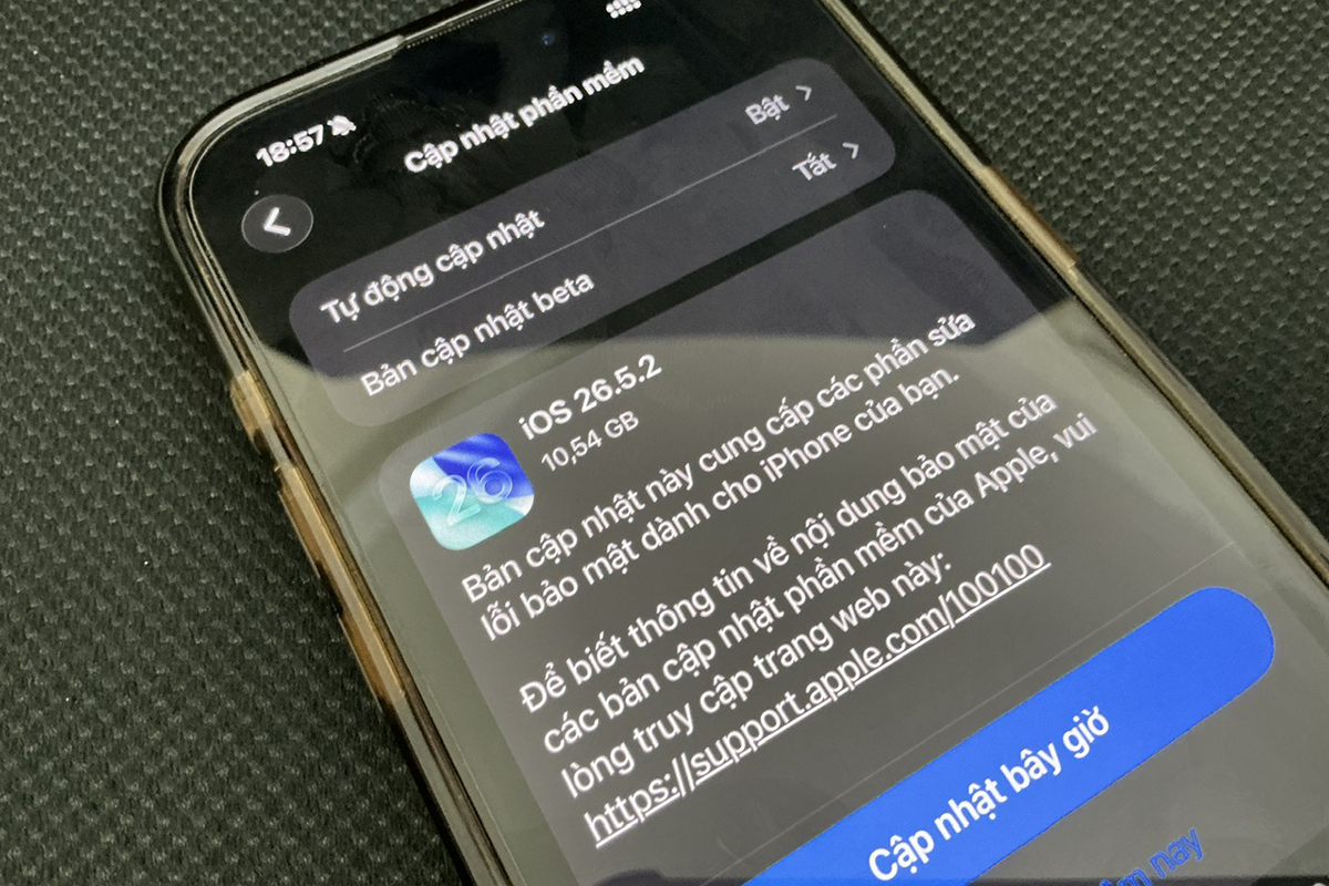 Người dùng iPhone được khuyến cáo cập nhật iOS 26.5.2 ngay lập tức - Ảnh 1.