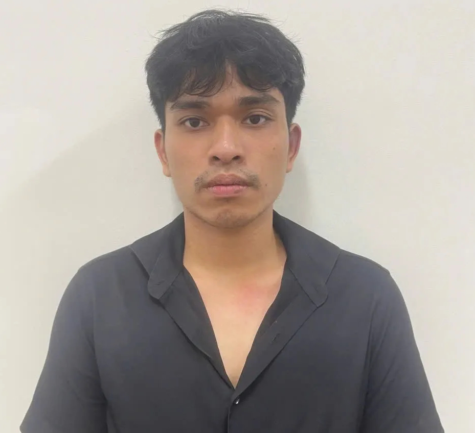 Thuê ô tô tạo vỏ bọc ‘đại gia’, lừa đảo bạn gái 1,4 tỉ đồng- Ảnh 1.