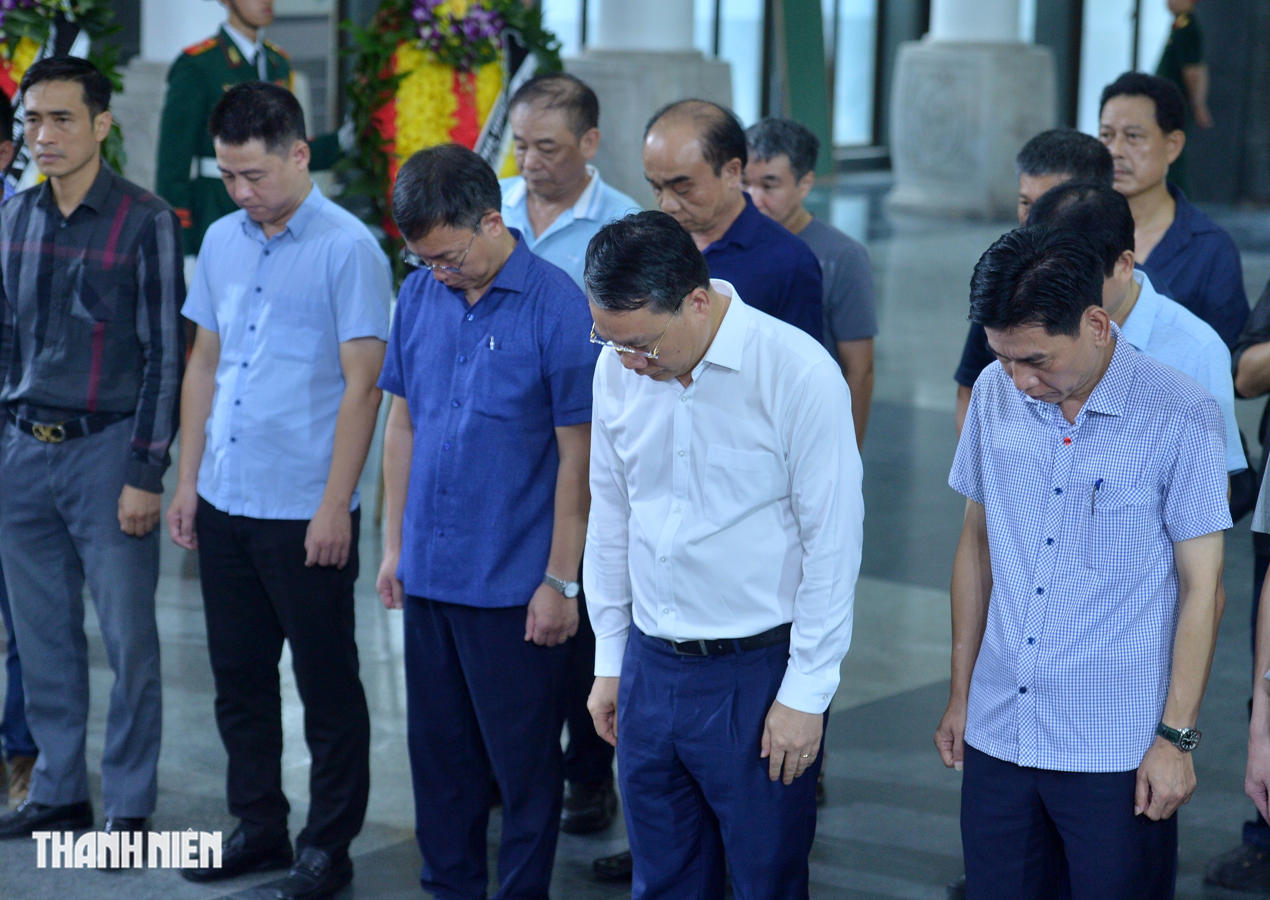 Nước mắt tiễn biệt Anh h&ugrave;ng La Văn Cầu - Ảnh 4.