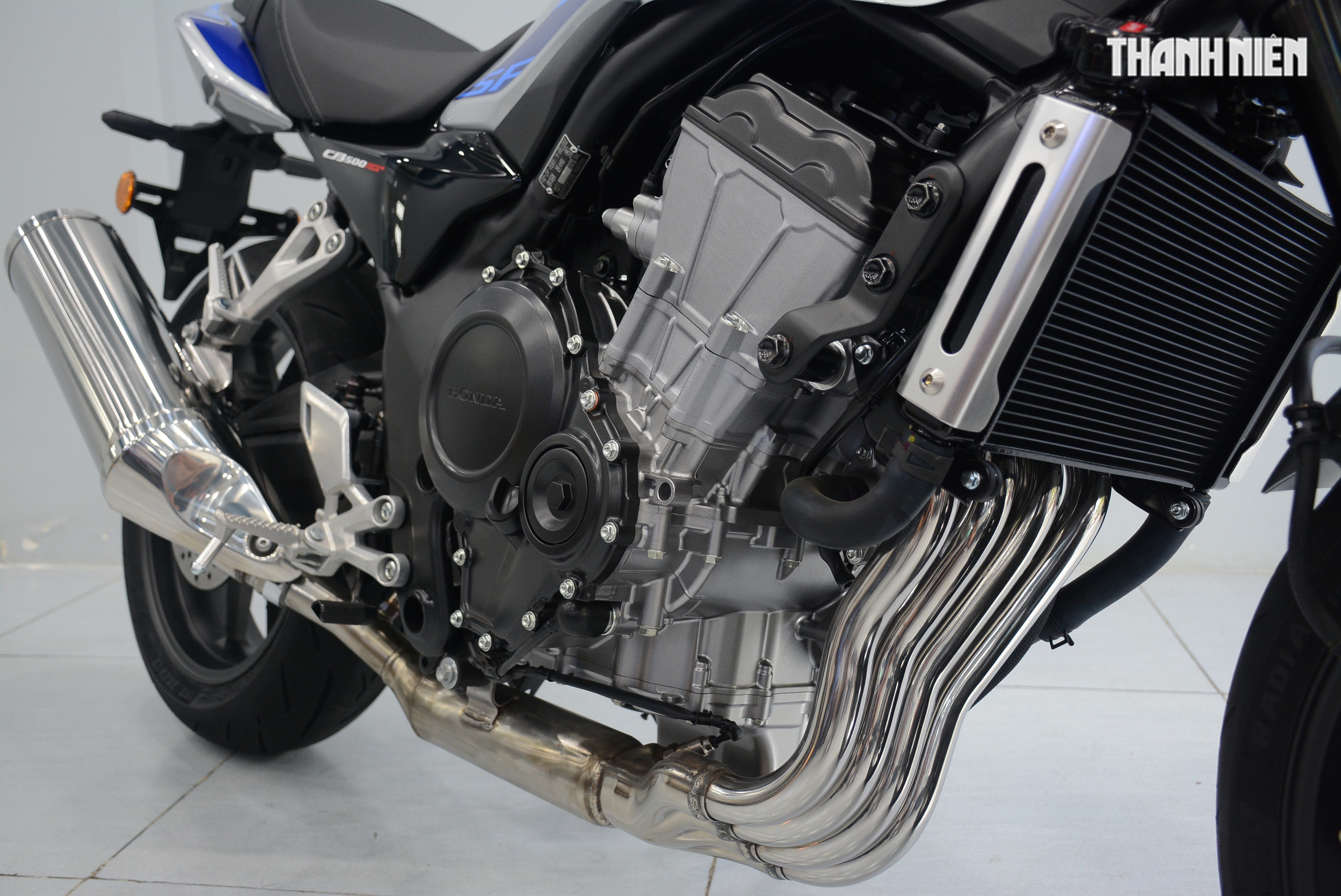 Honda CB500SF Super Four 2026 đầu ti&ecirc;n về Việt Nam, gi&aacute; từ 285 triệu đồng- Ảnh 8.