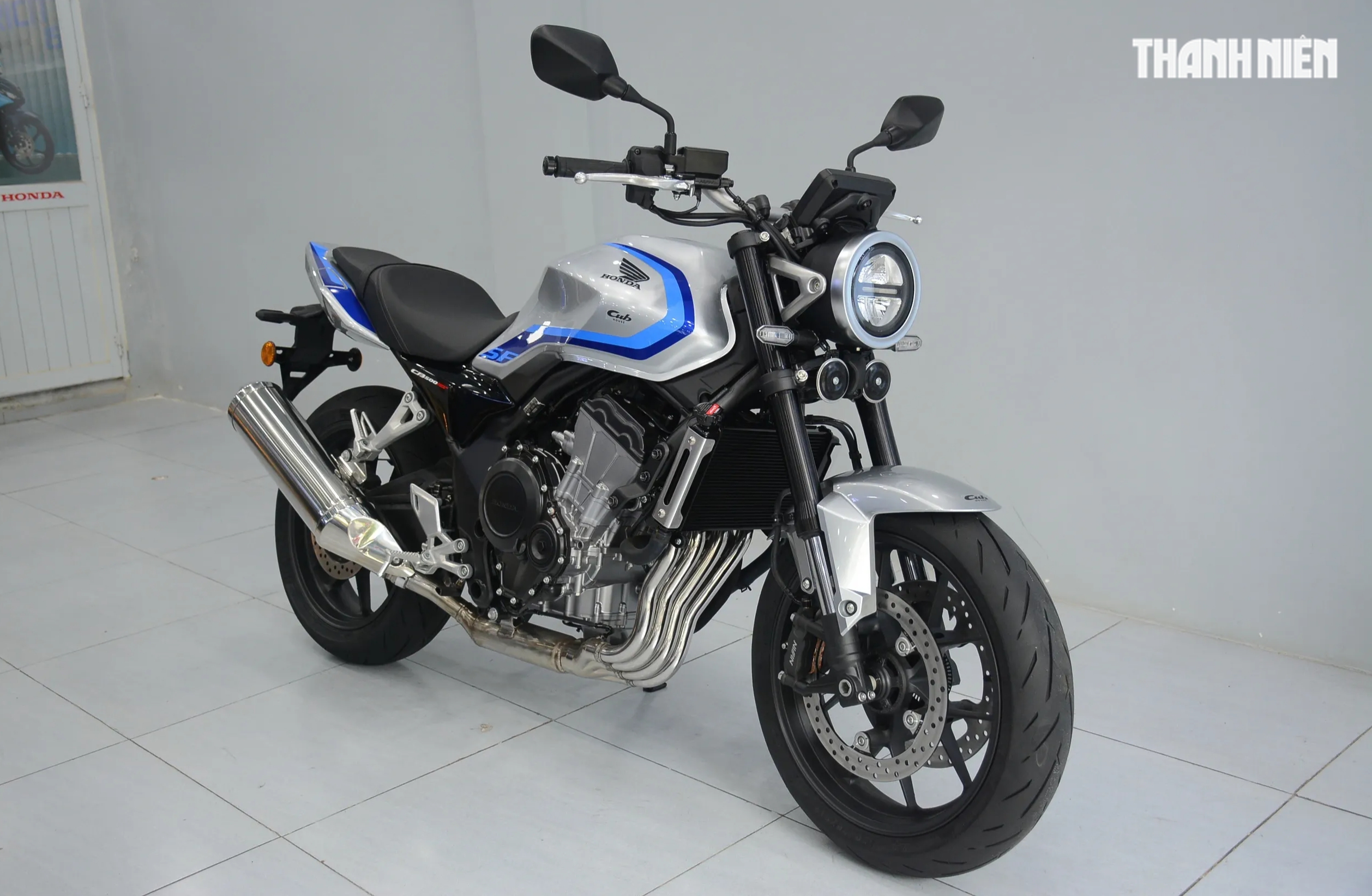 Honda CB500SF Super Four 2026 đầu ti&ecirc;n về Việt Nam, gi&aacute; từ 285 triệu đồng- Ảnh 5.