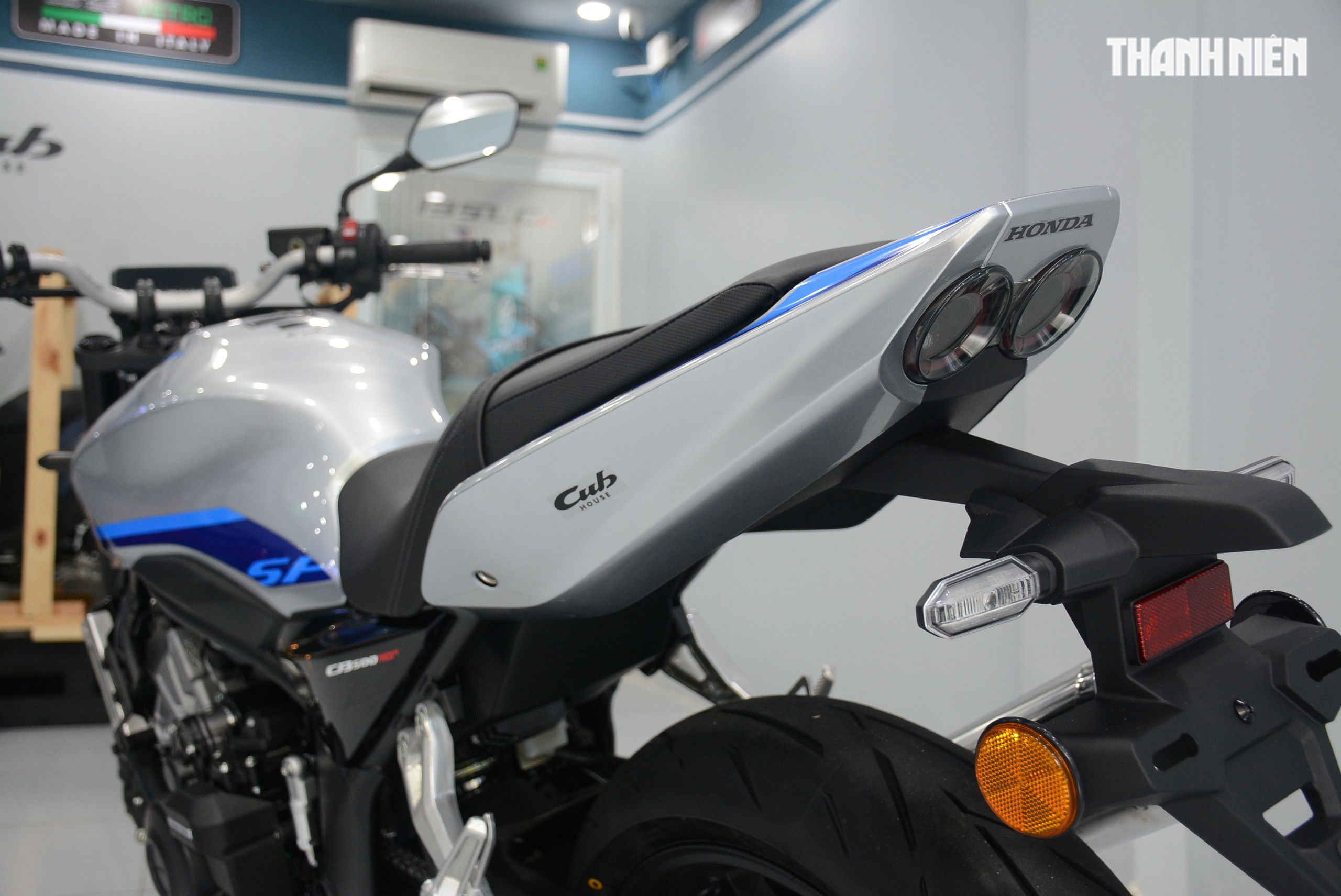 Honda CB500SF Super Four 2026 đầu ti&ecirc;n về Việt Nam, gi&aacute; từ 285 triệu đồng- Ảnh 7.