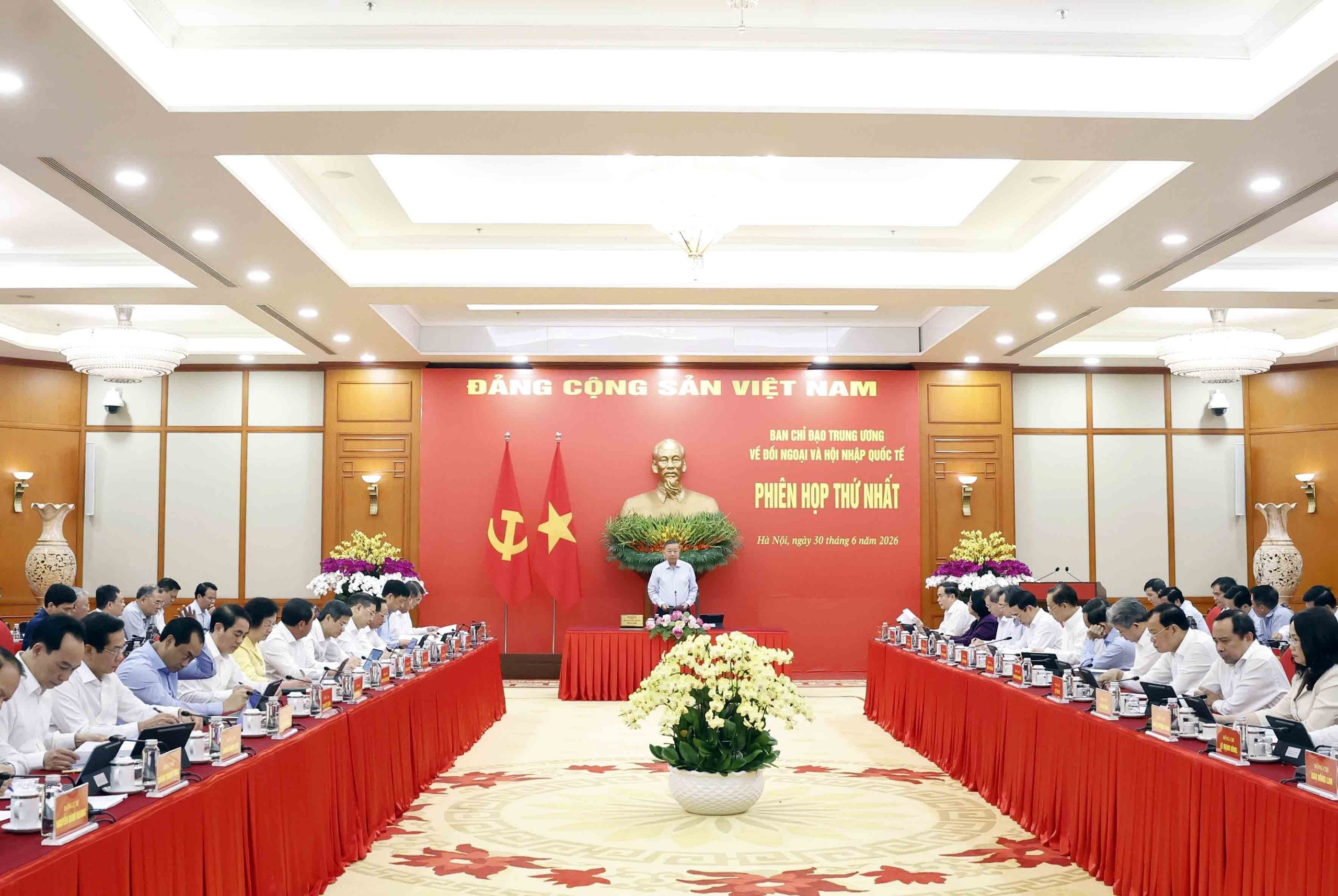 Đối ngoại phải phục vụ trực tiếp cho tự chủ chiến lược- Ảnh 1.
