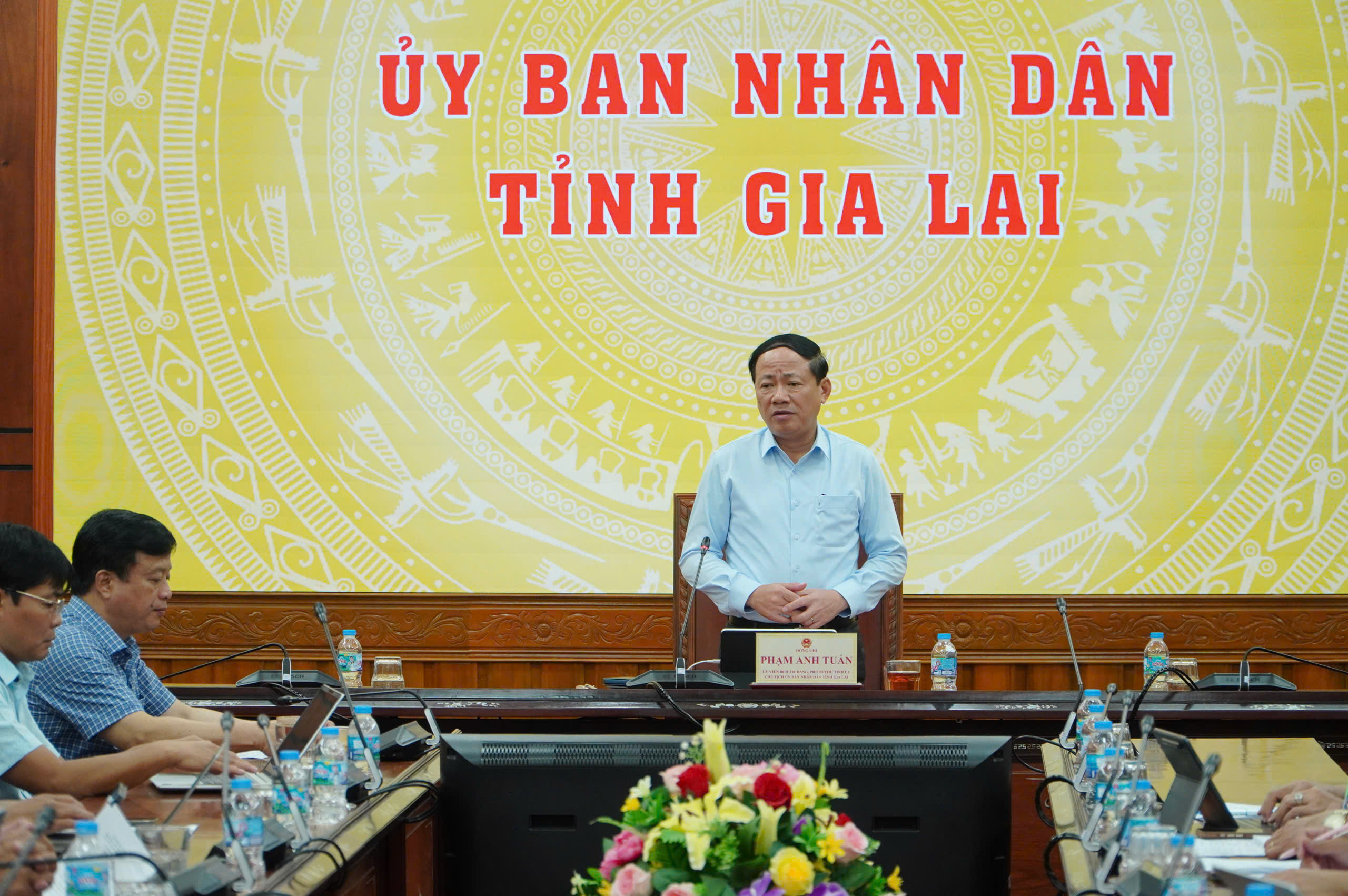 Gia Lai họp khẩn sau vụ cháy 16 tàu cá trên đầm Thị Nại- Ảnh 4.