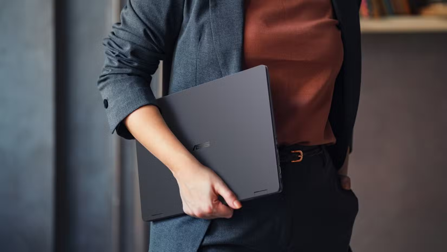 ASUS muốn xóa nhòa ranh giới laptop giá rẻ và cao cấp - Ảnh 2.