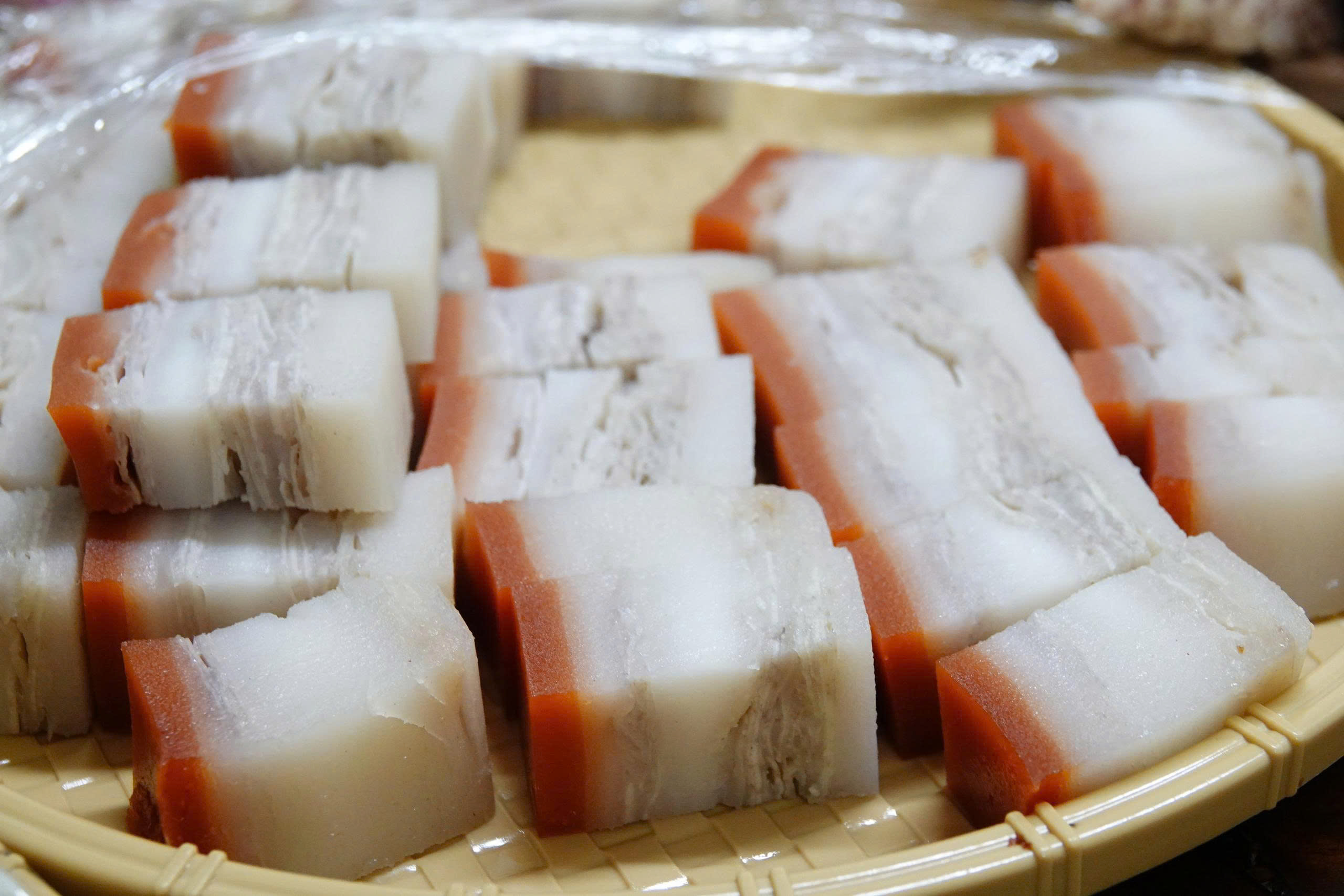 'Kho&aacute;c &aacute;o mới' cho b&aacute;nh d&acirc;n gian Nam bộ - Ảnh 5.